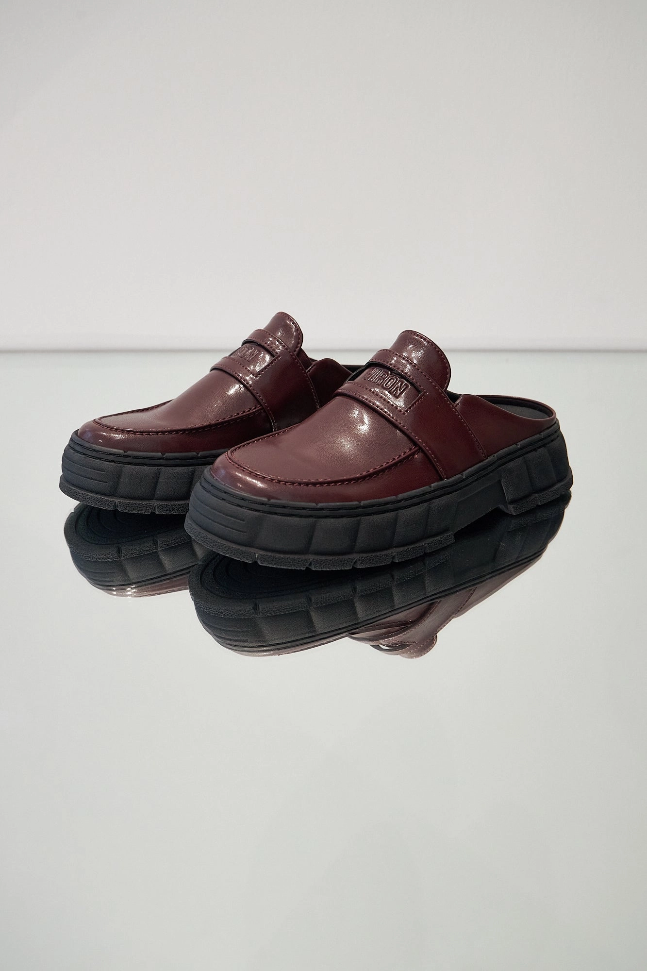1969 Burgundy Apple Loafers Kaufen