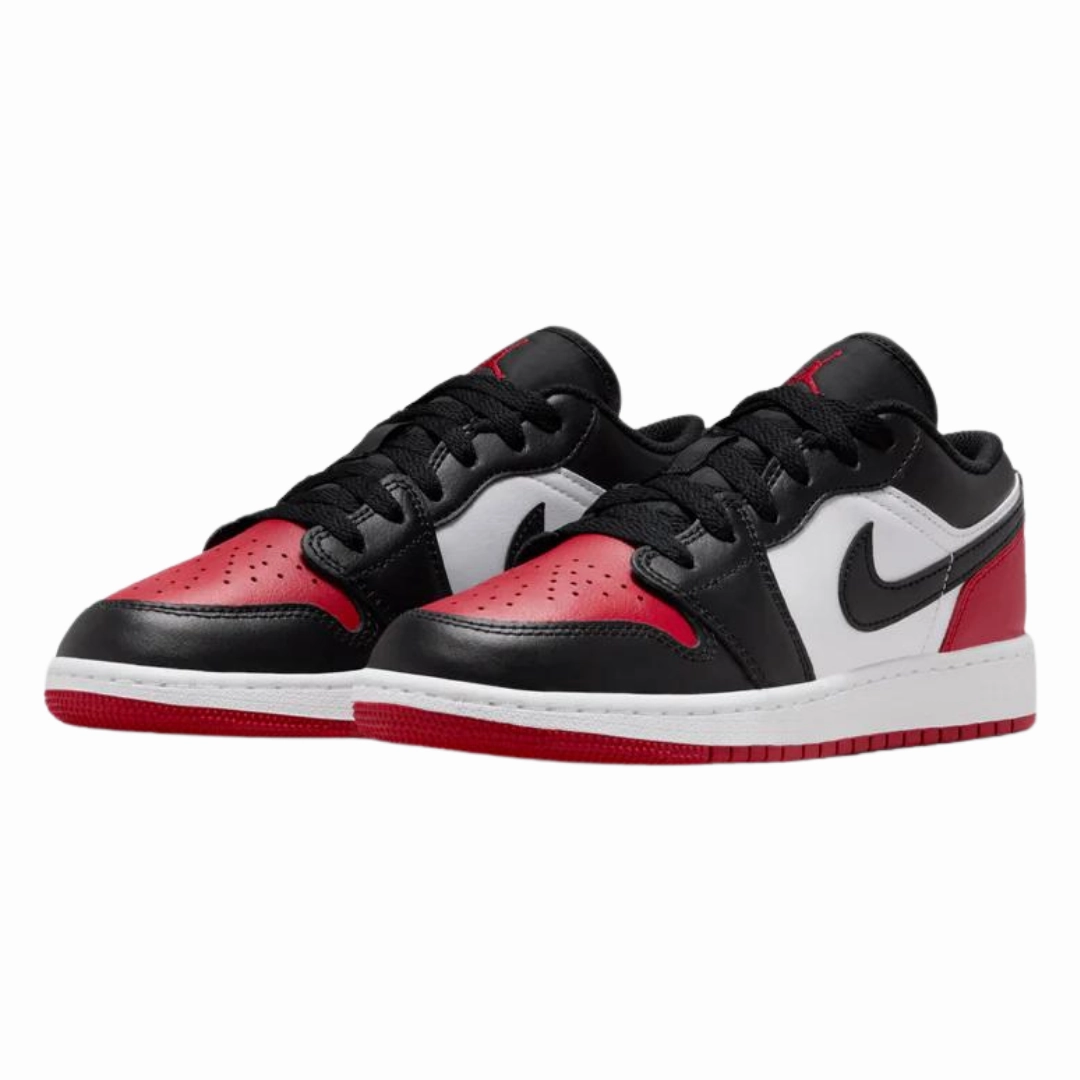 Kurze Hose Und Sneaker Air Jordan 1 Low GS Bred Toe EU 38,5 40