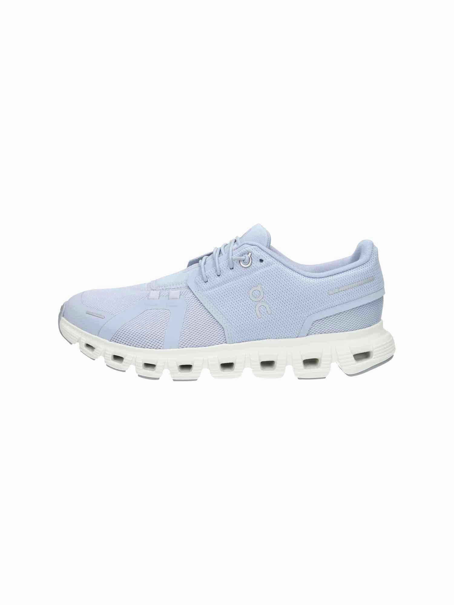 3WF10061085 W Cloud 6 nimbus/white Kurze Hose Und Sneaker