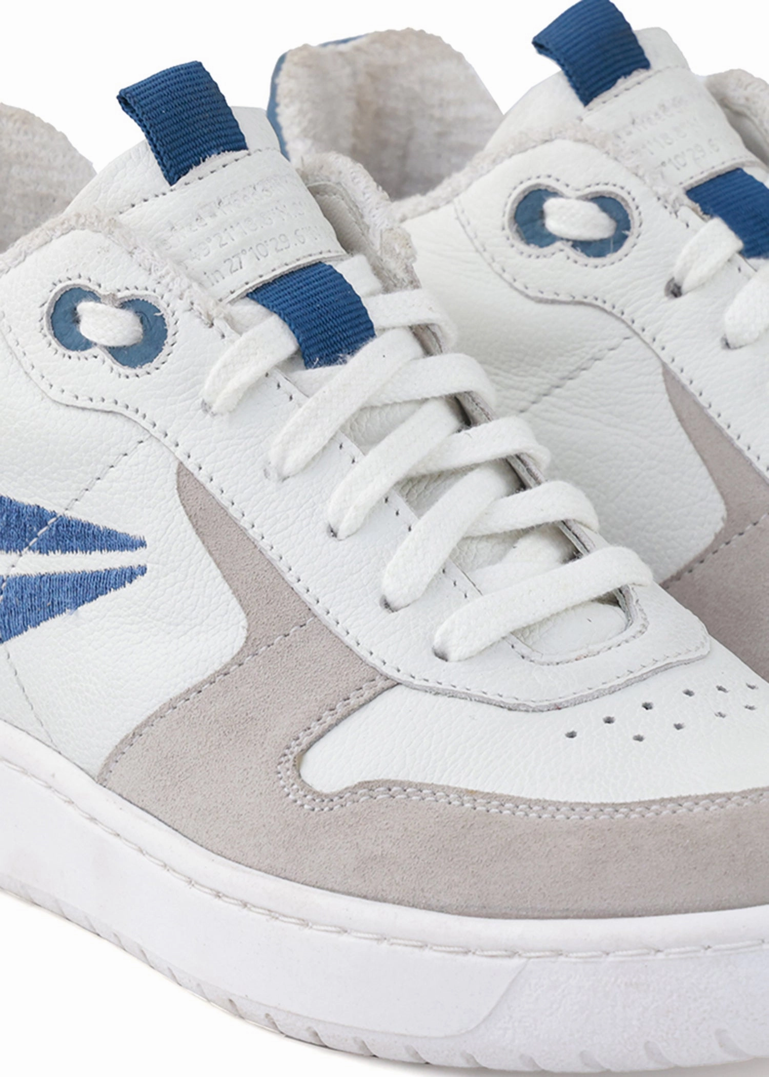 Sneaker Boxes be free Sneaker - Asha Mid-Cut