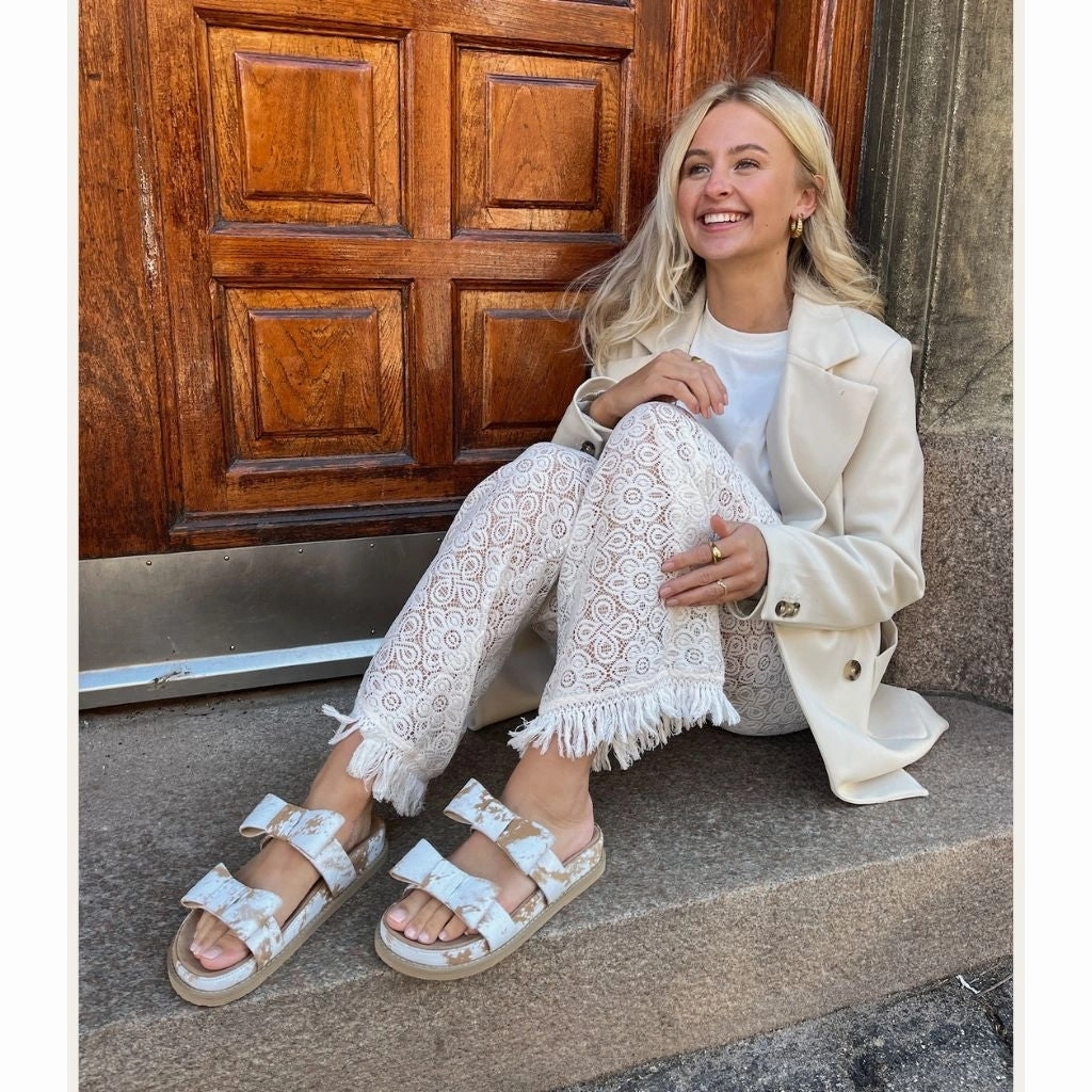 Sandalen Hammerzeh BE MY GUEST SUEDE - SAFARI/OFF WHITE