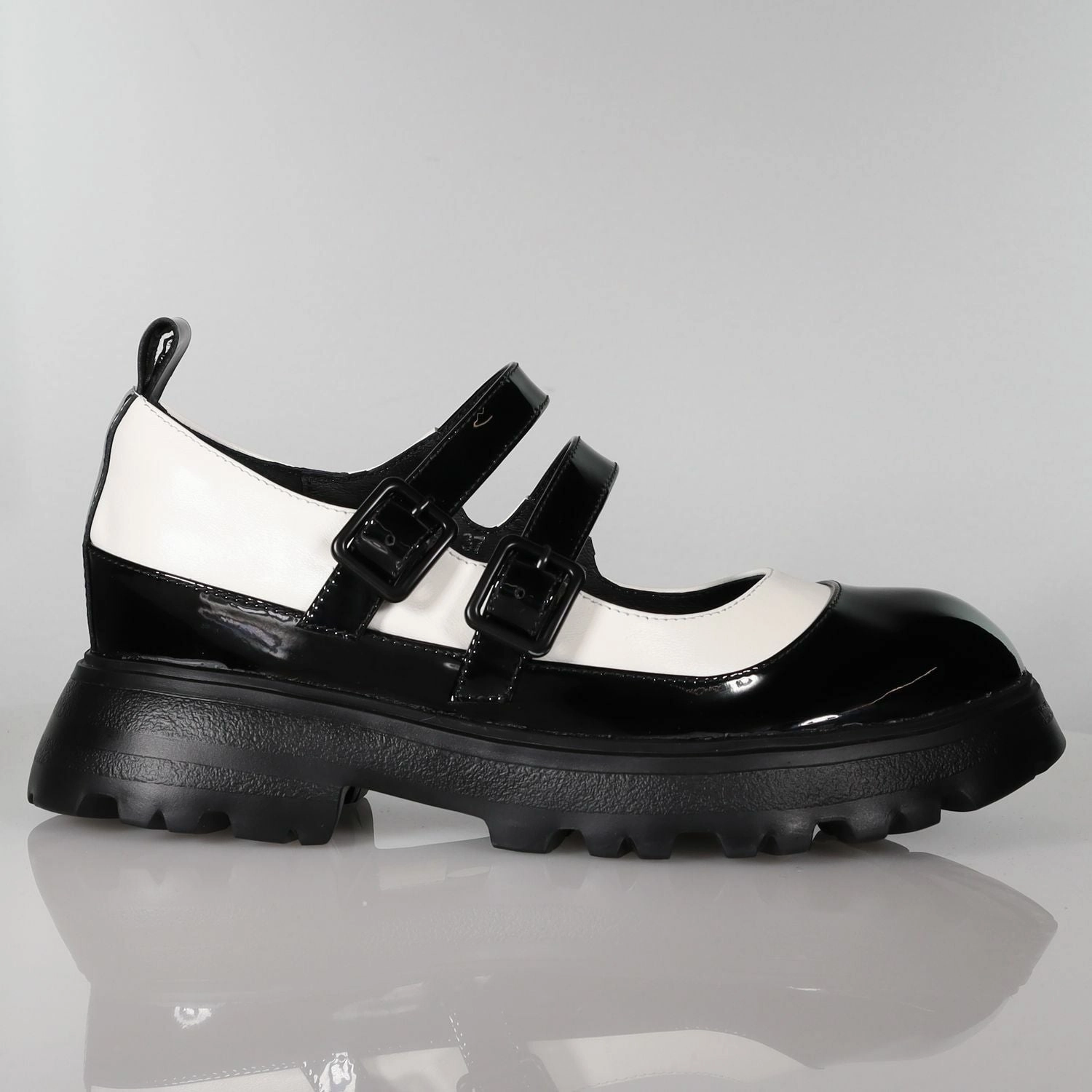 Mulanka Loafers Bella