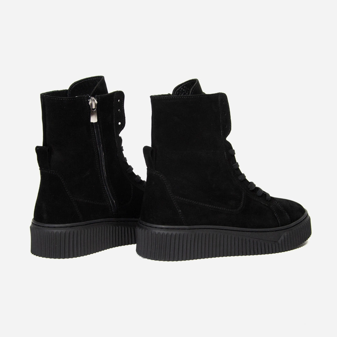 Model On Catwalk With Oxford Ankle Boots Damen Stiefeletten Looke JOLEE