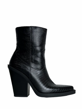 Stiefeletten mit Absatz im Cowboylook Ankle Boots And Dress Pants