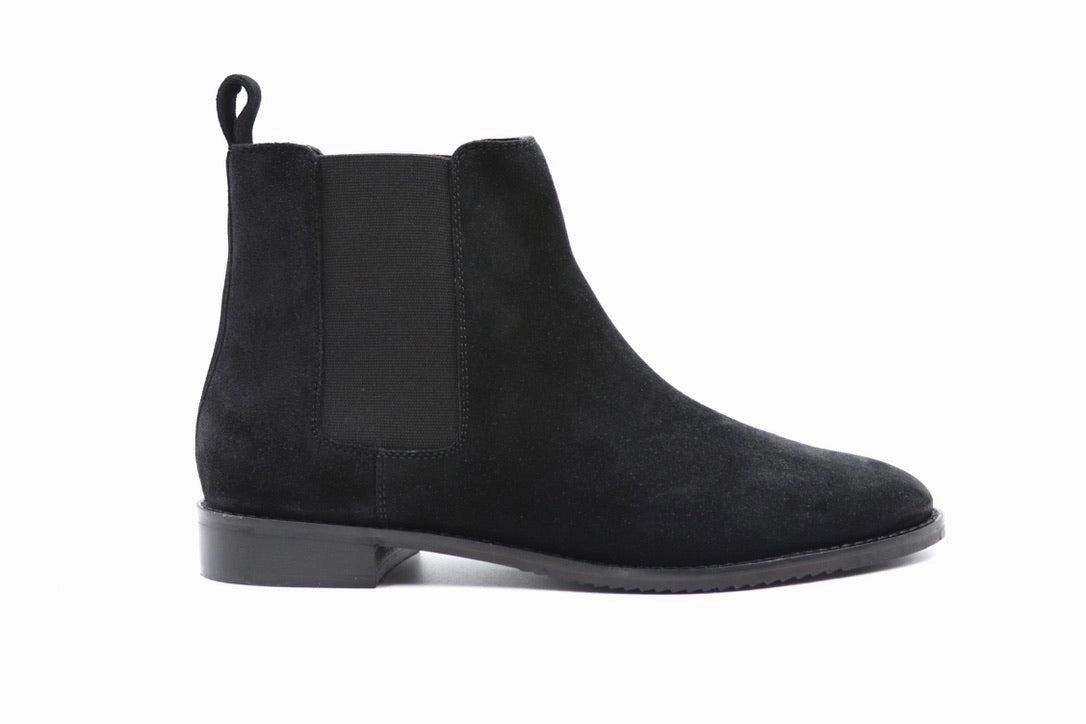 Chelsea Boots Damen - Nero Suede Flat Chelsea Boots
