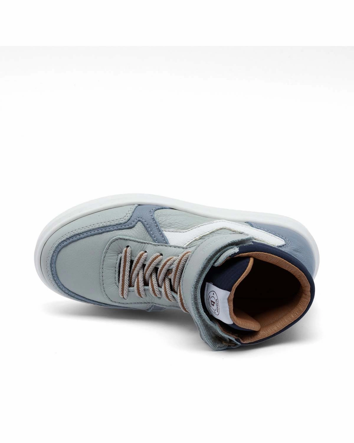 bisgaard Mio e Adidas Originals Sneaker