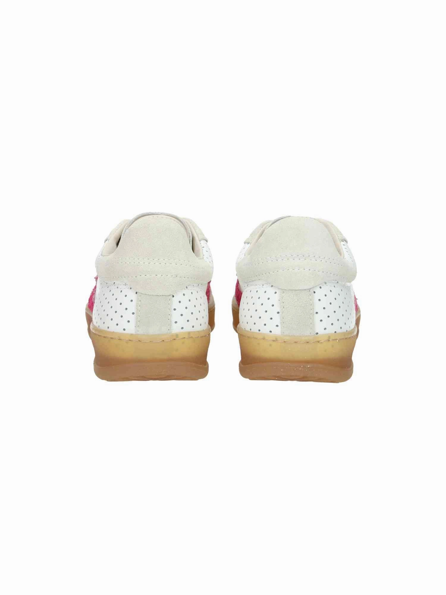 Club Cherry Scrached Suede Logo Perforated white Sneaker Dads