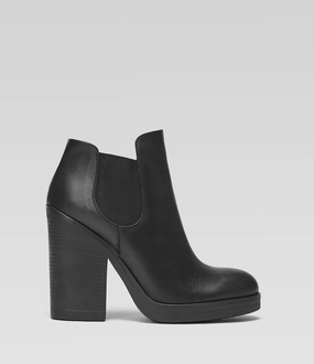 Suede Heeled Ankle Boots With Bow Chelseaboot Luna schwarz