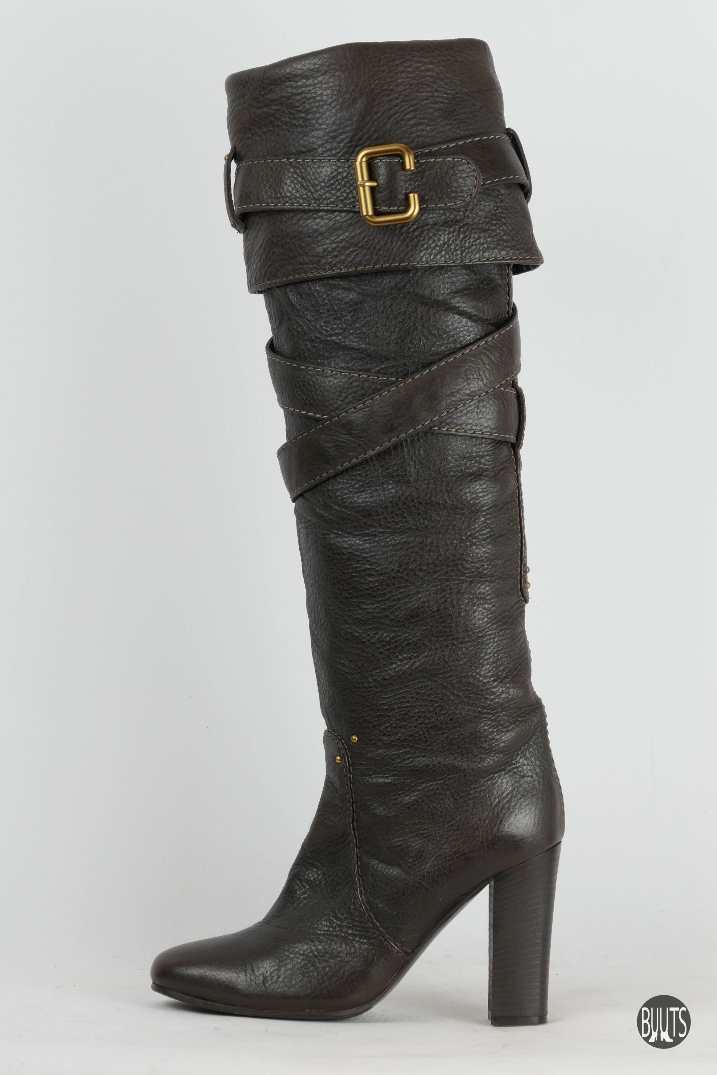 Stiefel Leder dunkelbraun Stiefel über Jeans