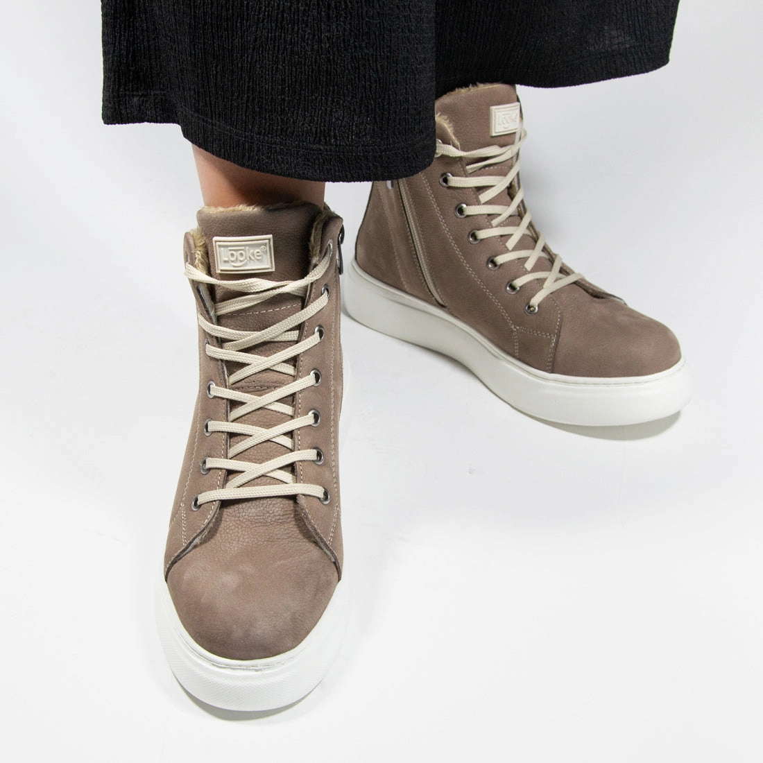 Damen knchelhohe Sneaker Looke LYSIANE Dirndl Mit Sneaker Kombinieren