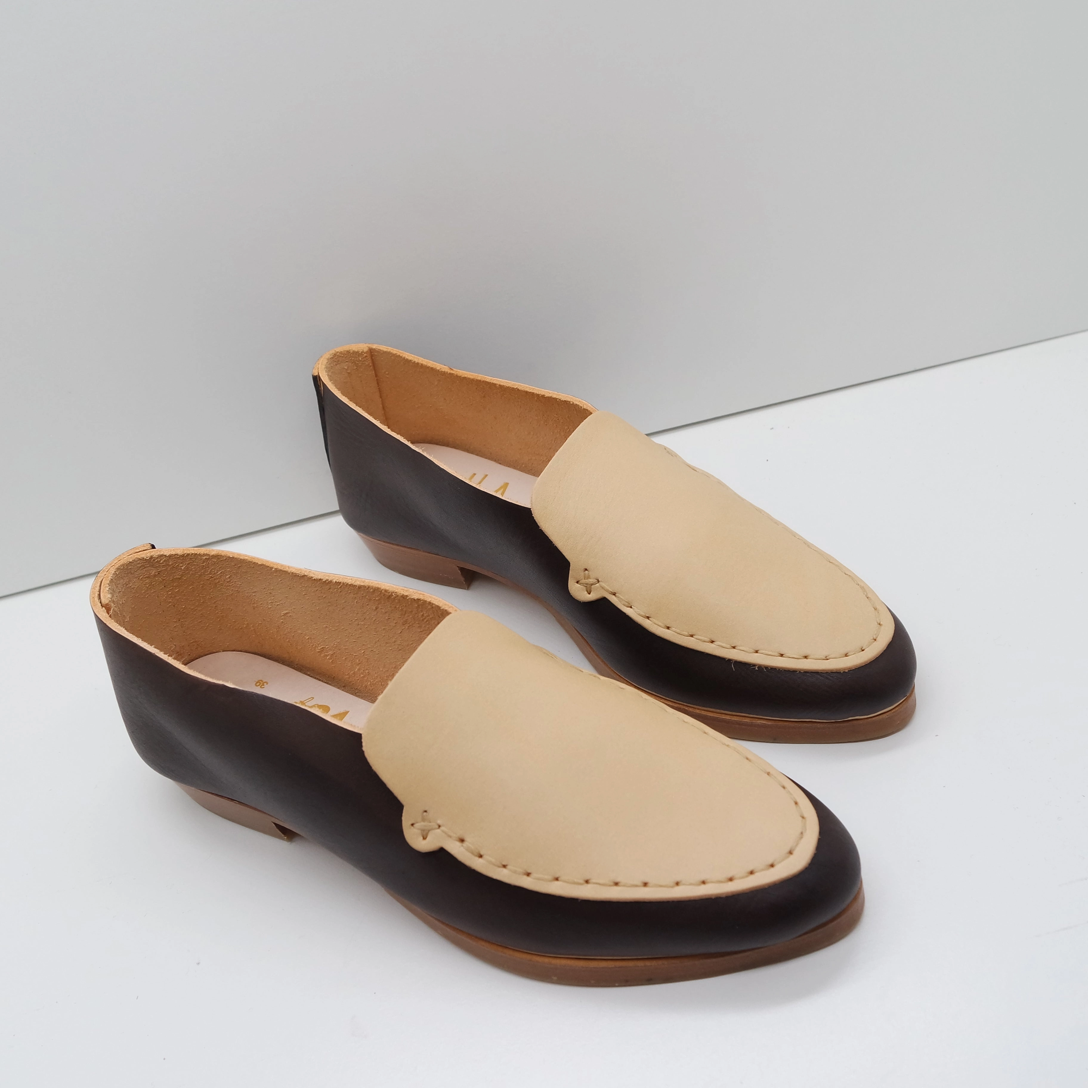 Loafers Sinclair THE PENNY. BB TAMARIND. BUTTER LAKE. NO MASK. UNDYED THREAD. 2CM