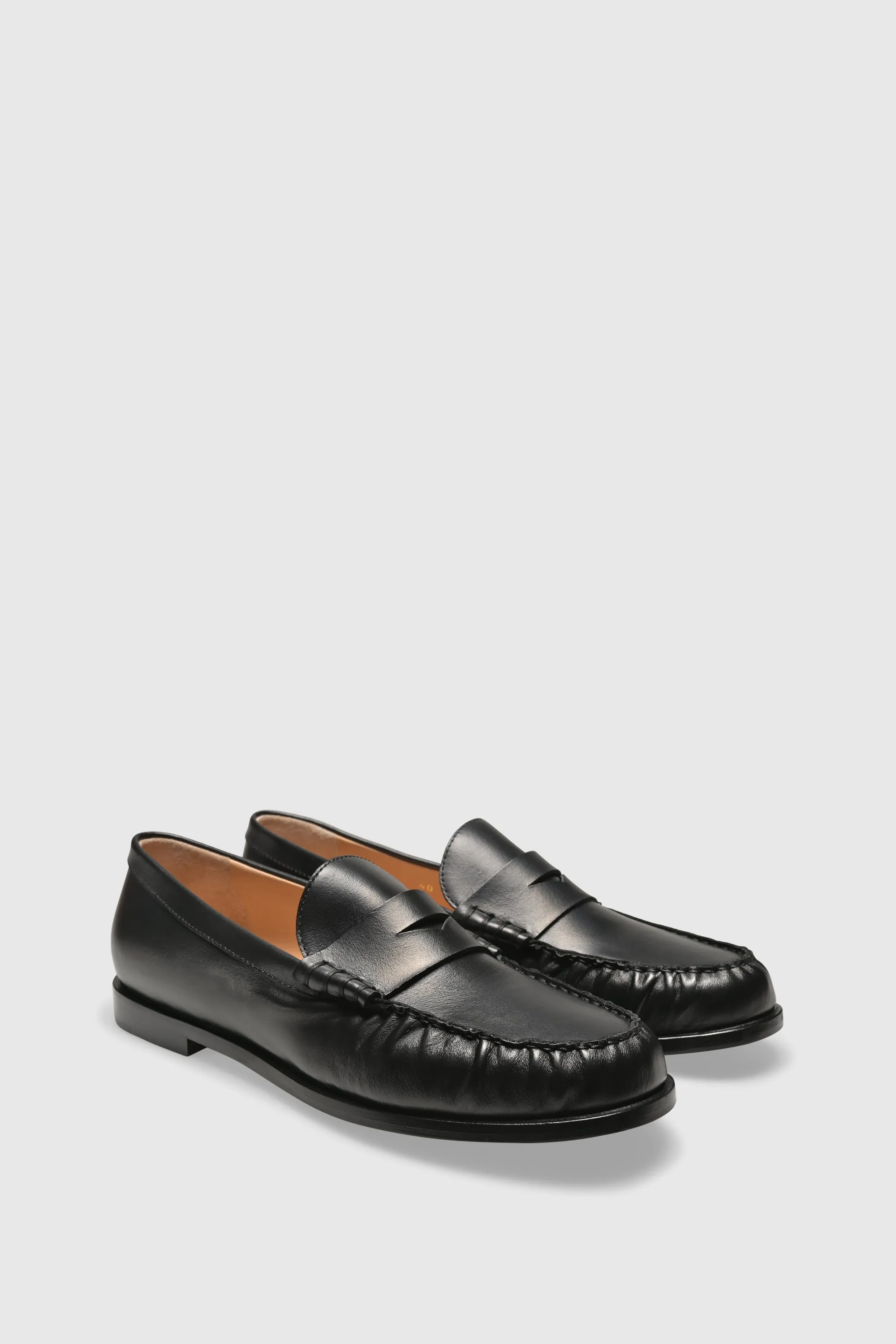 Loafer 9538 Vitello Black Black Loafers Outfit