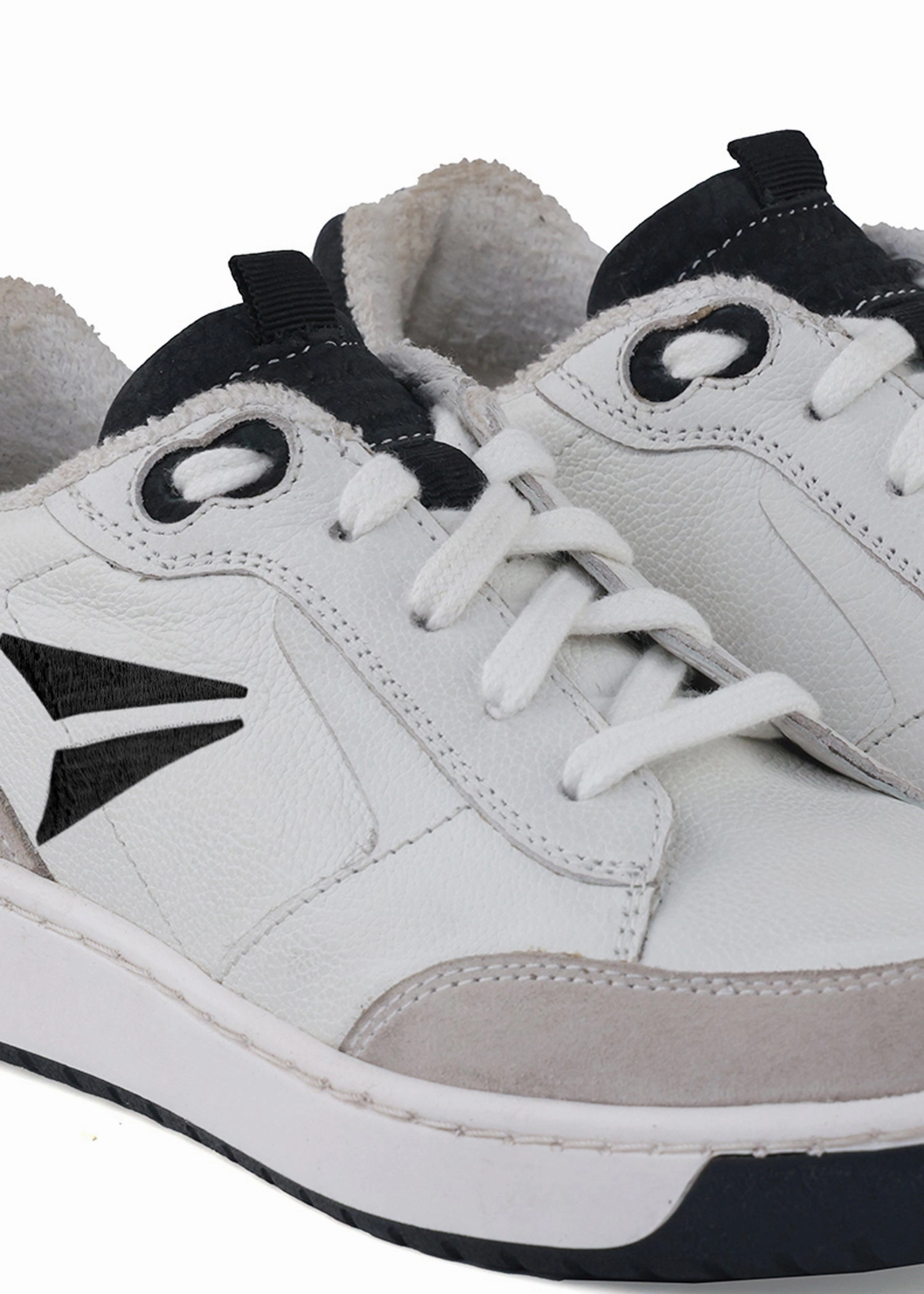 be free Sneaker - Shanti Low-Cut Naturino Sneaker 24