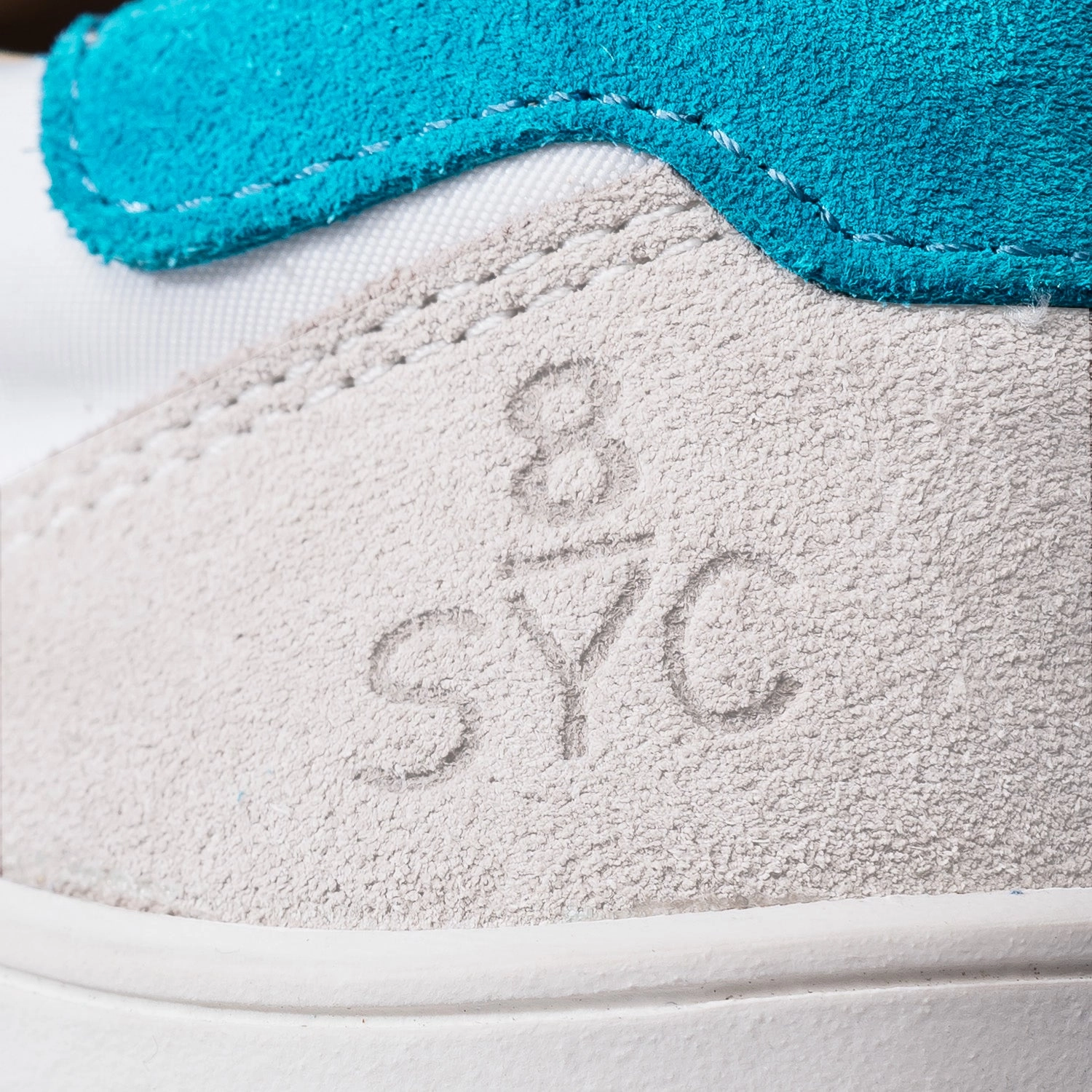 Lederhose Mit Sneaker GALAPAGOS ISLAND Damen Sneaker - caribic