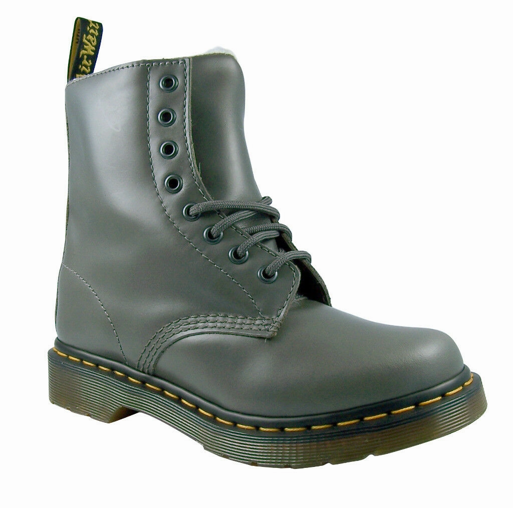 Winterstiefel Skandinavien Dr.Martens Schuhe Wintermodell 1460 Winterstiefel Serena 8 Loch Gefttert