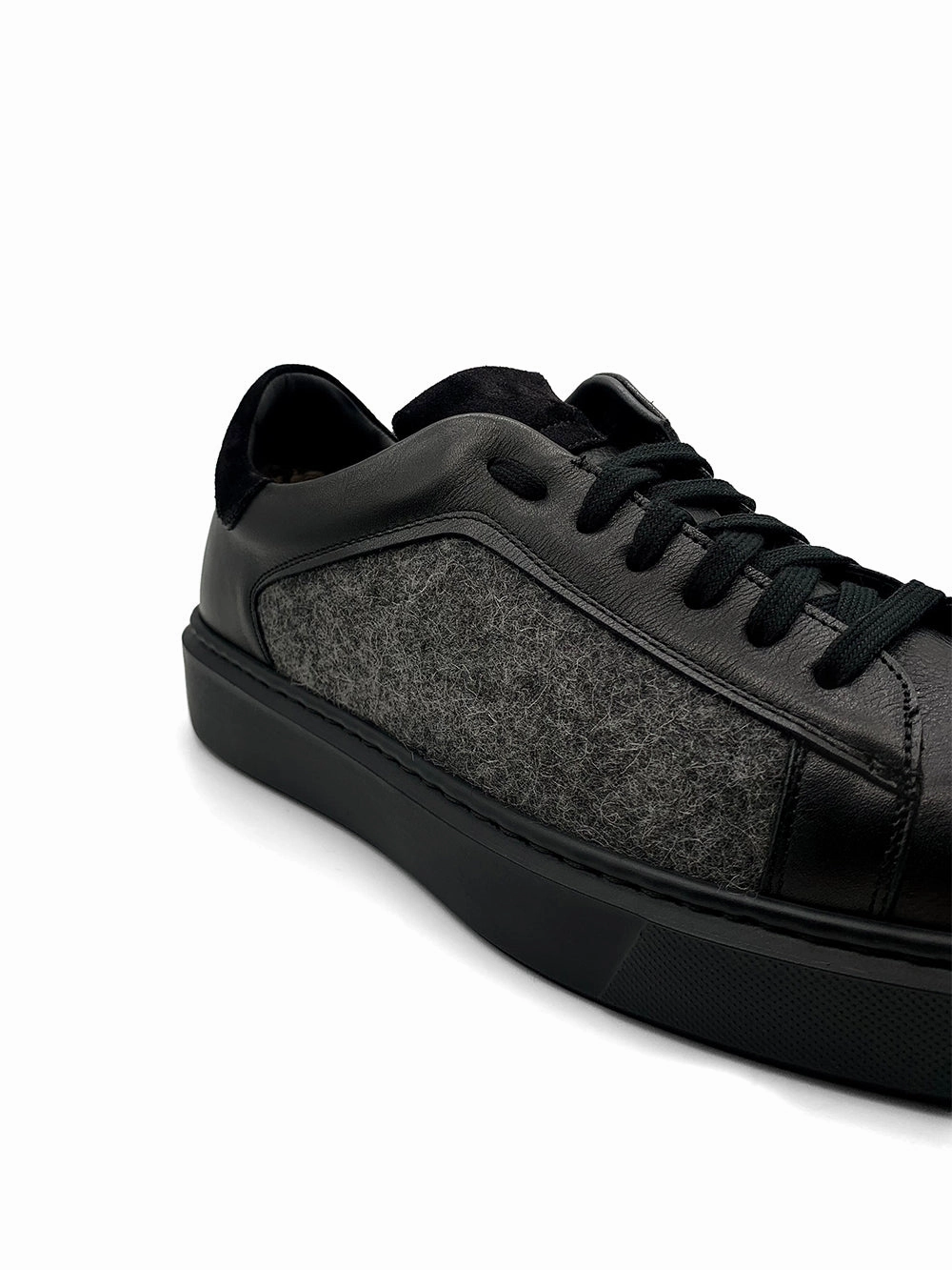 Herrenschuh Madrid - Kalbsleder Schwarz ( Lammfell Edition ) Turtles Sneaker