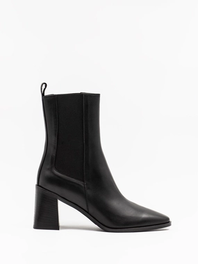 Best For Work The block heel Chelsea boots in black leather