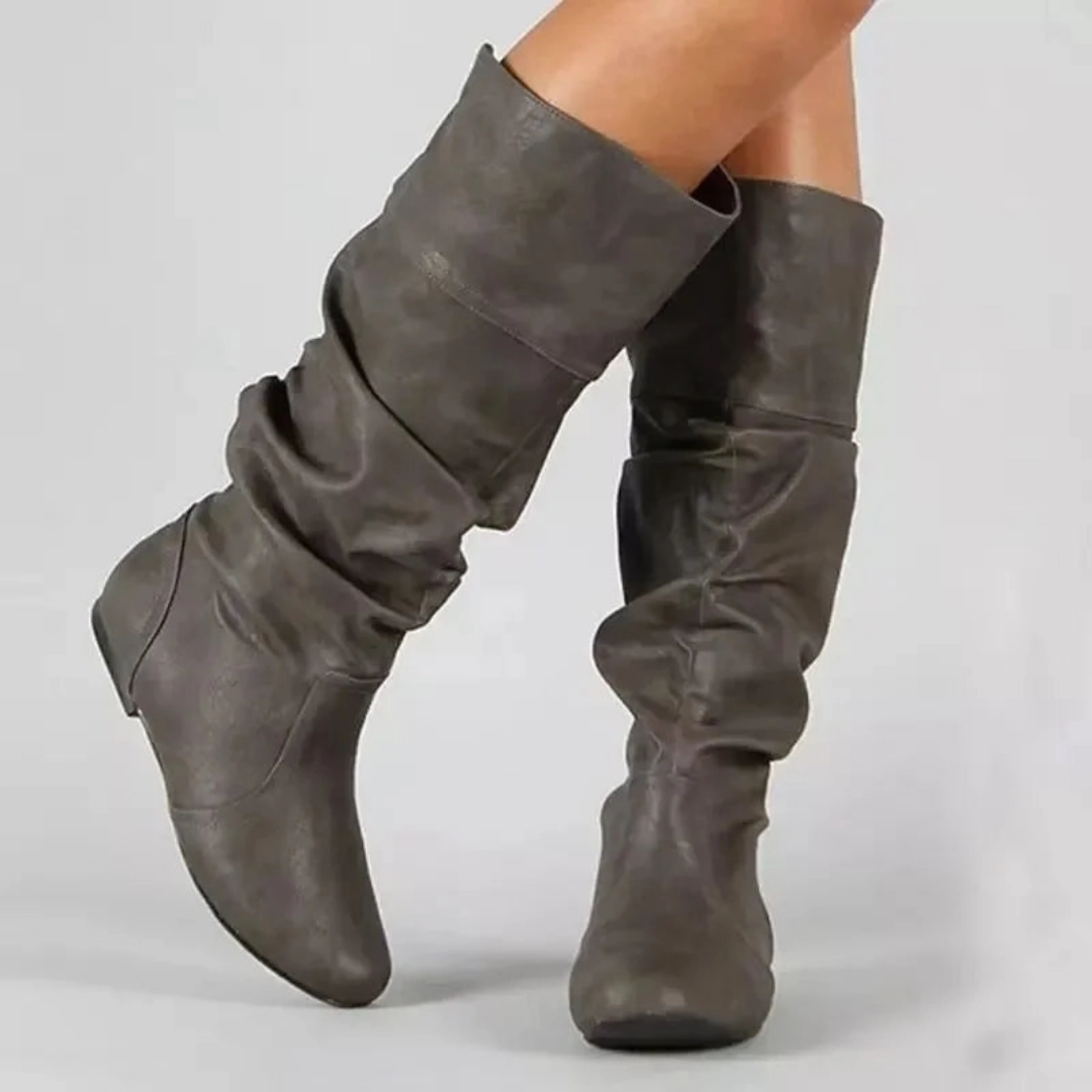 Hohe Winterstiefel mit elegantem Design