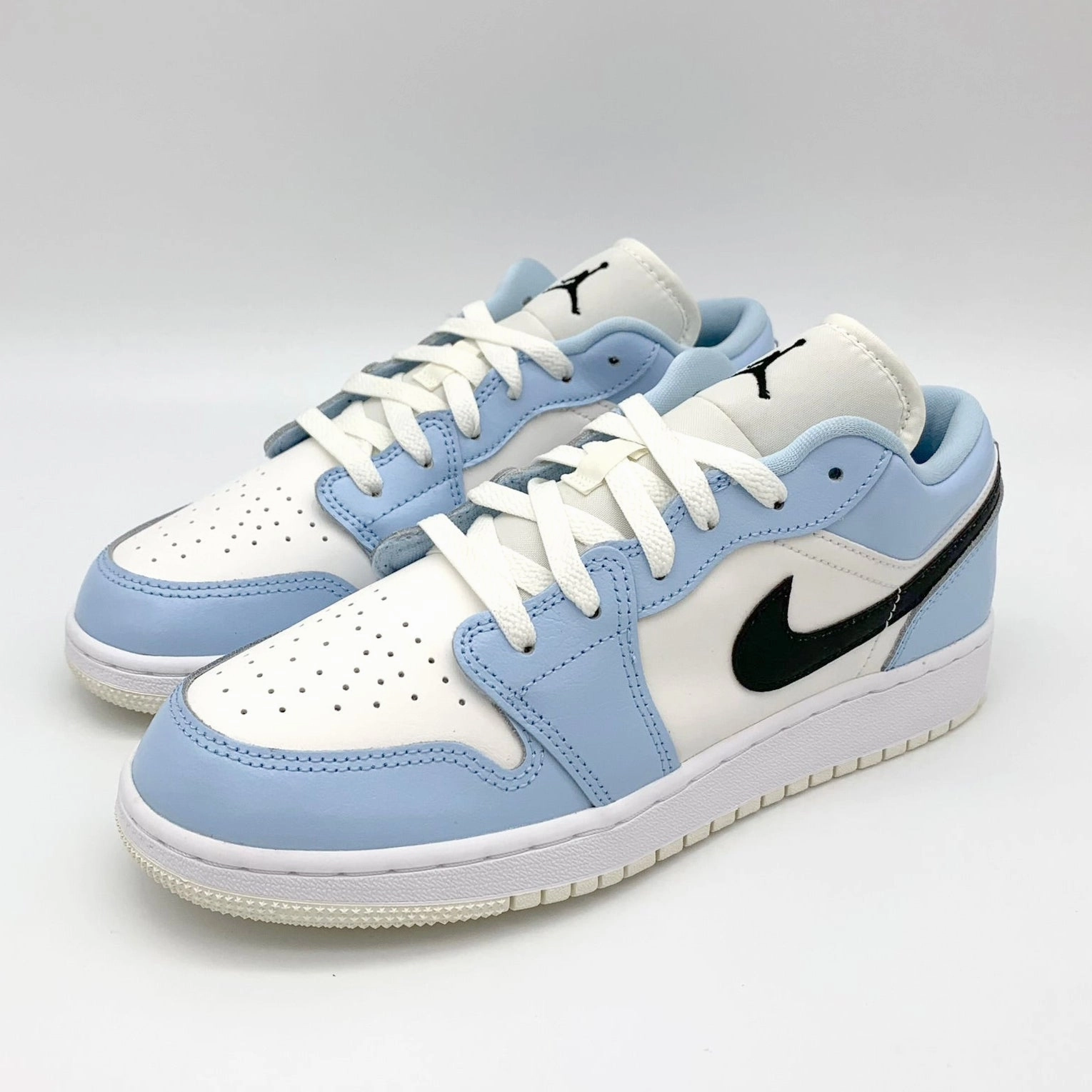 Jordan 1 Low Ice Blue Black P448 Sneaker