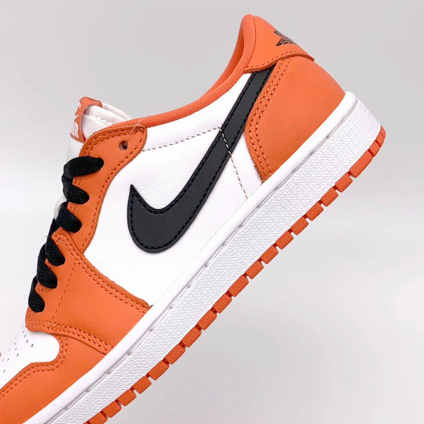 Jordan 1 Low Starfish Winterized Sneaker