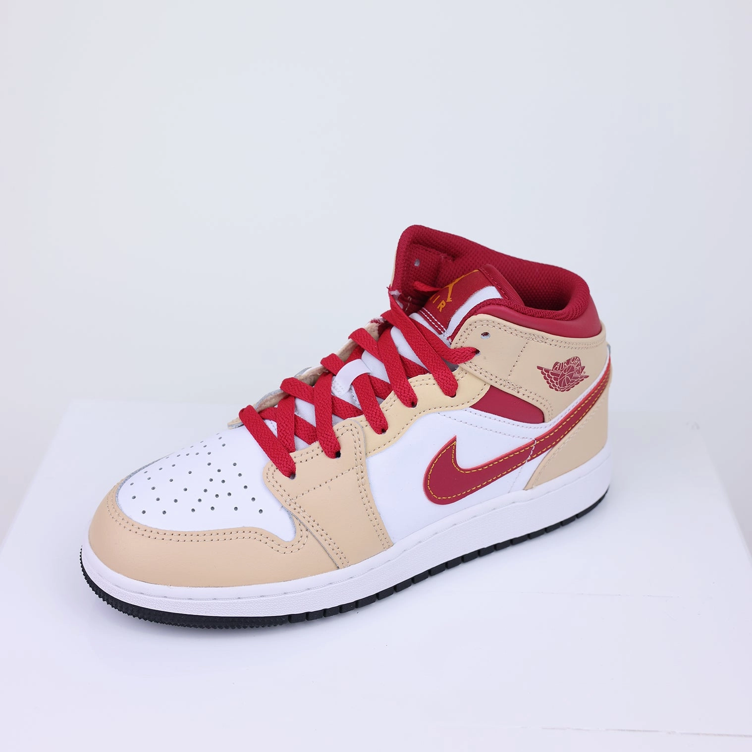Jordan 1 Mid Beige Red Sneaker 25