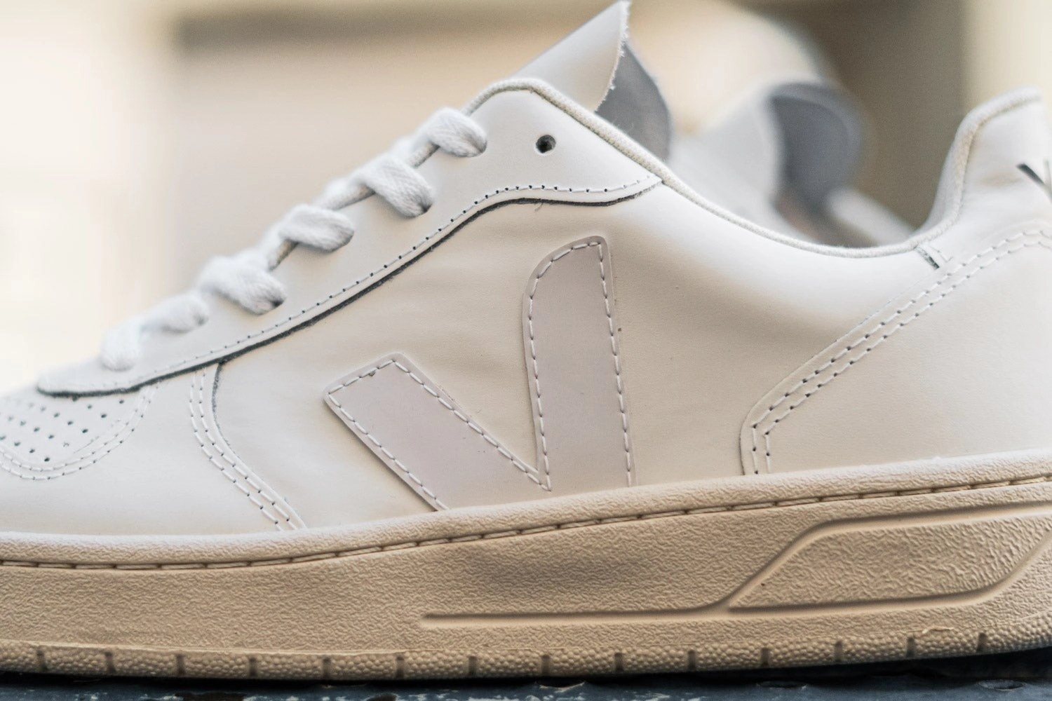 Veja Herren V-10 CWL Schuhe Sneaker Grau