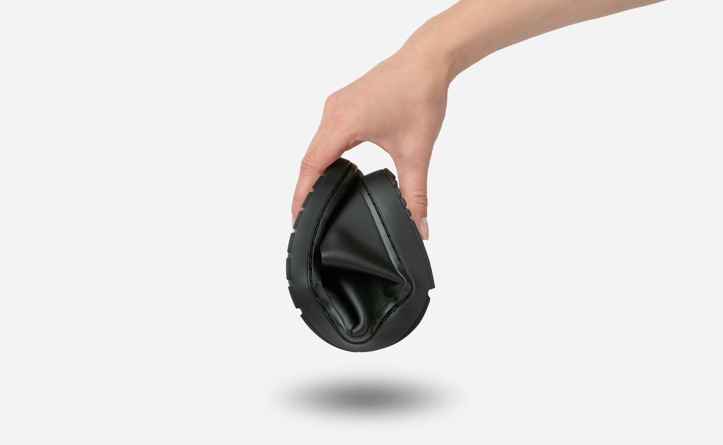 Loafer - All Black Easy Weejuns Larson Penny Loafers Leather