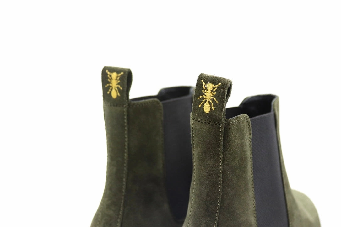 Chelsea Boots Damen - Hunter Green Chelsea Boots And Chinos