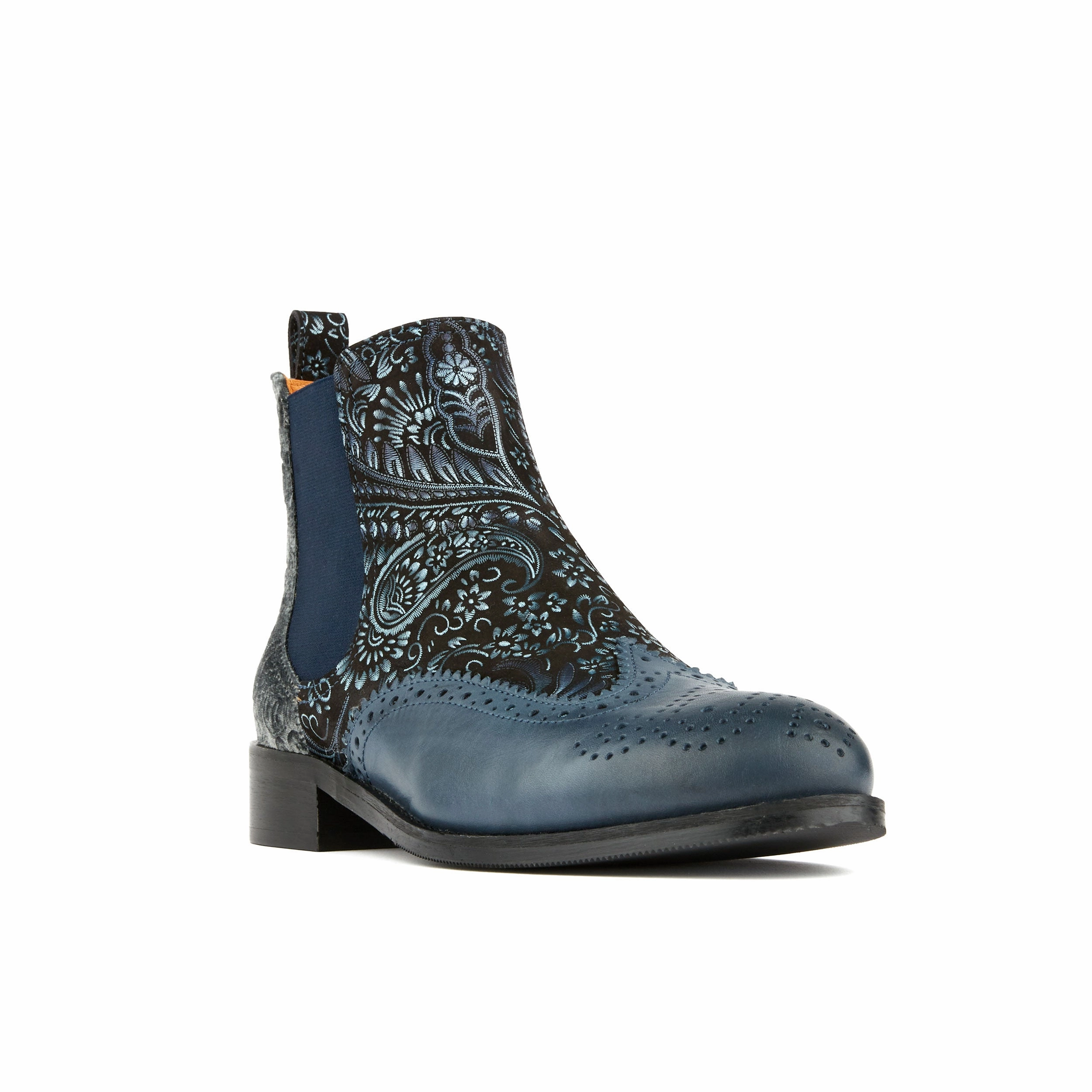 Chelsea Boots Elastic Repair Mamacita - Silver Blue - Women's almond toe chelsea boot with wingtip brogue detail