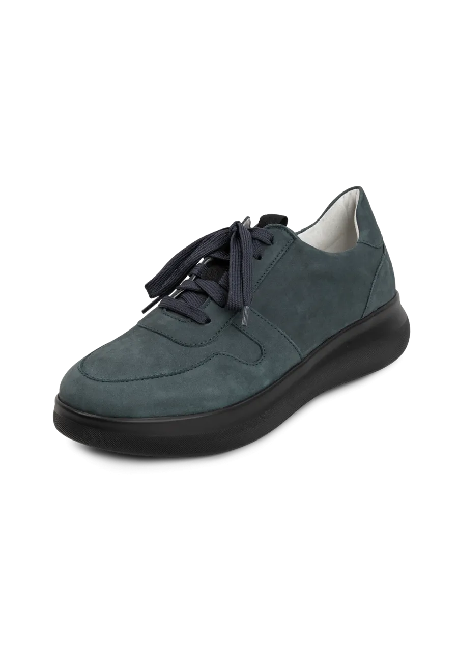 stilsicherer Sneaker Nubukleder Eco Sneaker