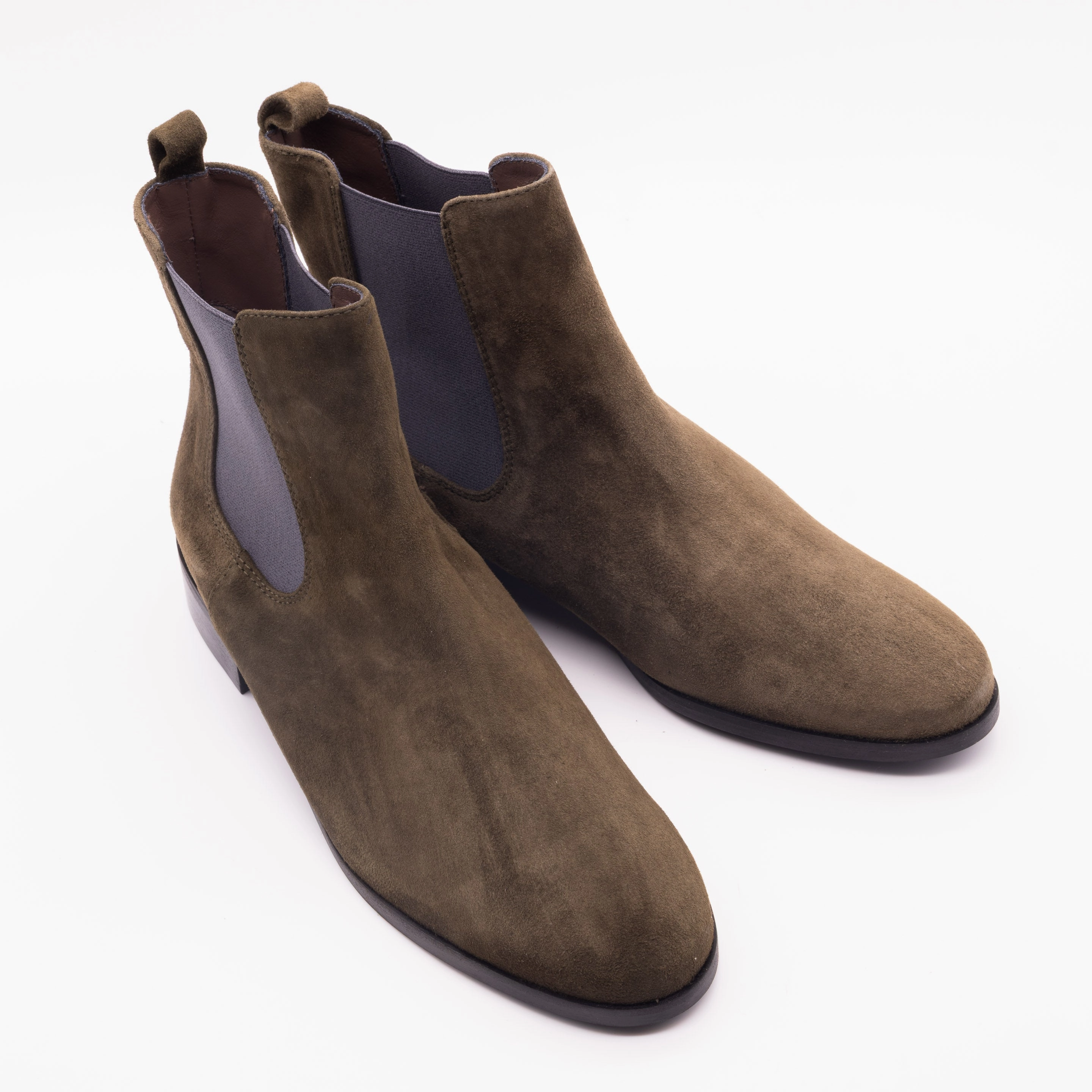 Colour Chelsea Boots Mility mit taubenblauen Gummi