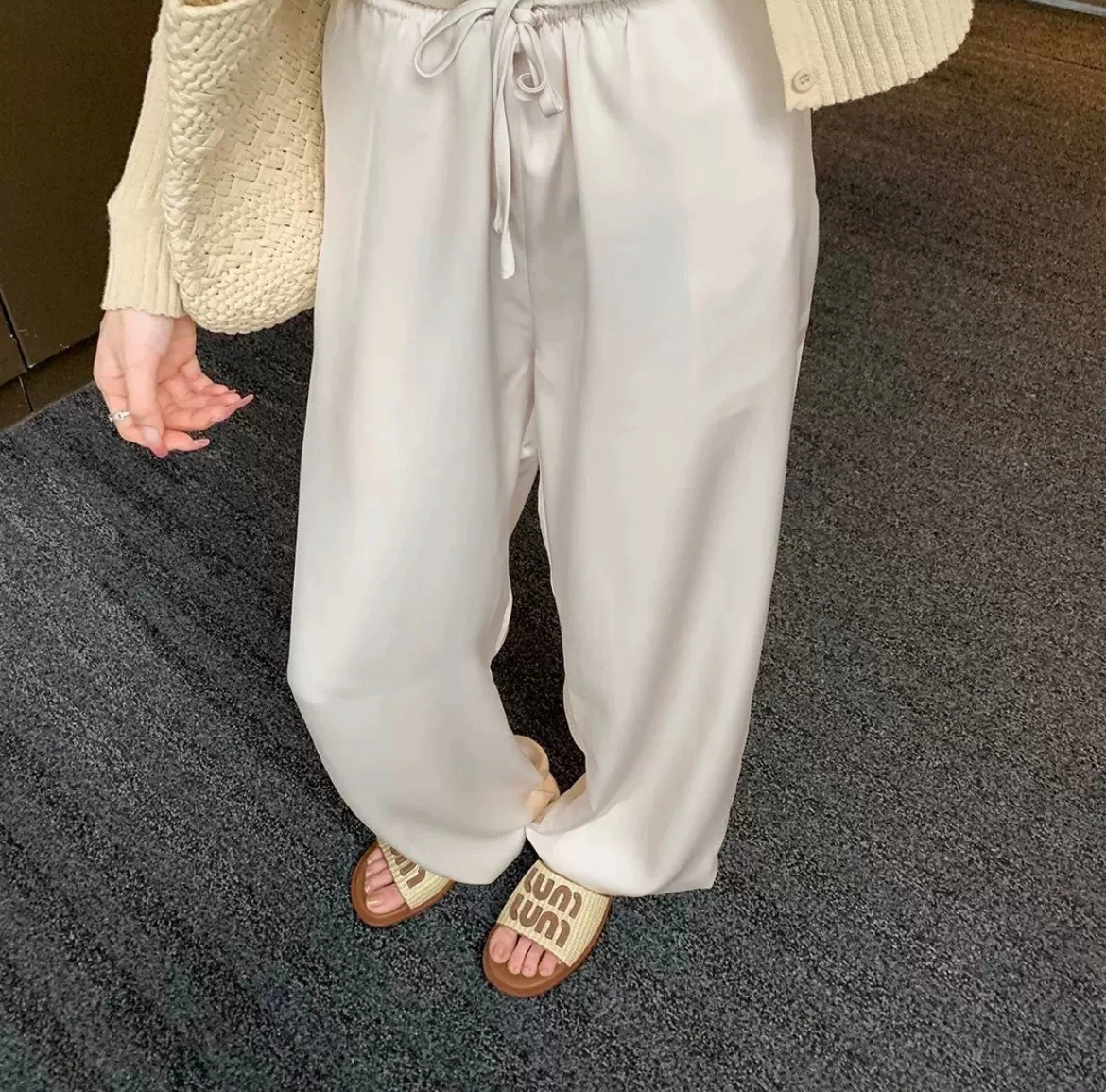 Miu Sandalen Sandalen Schmaler Fuß