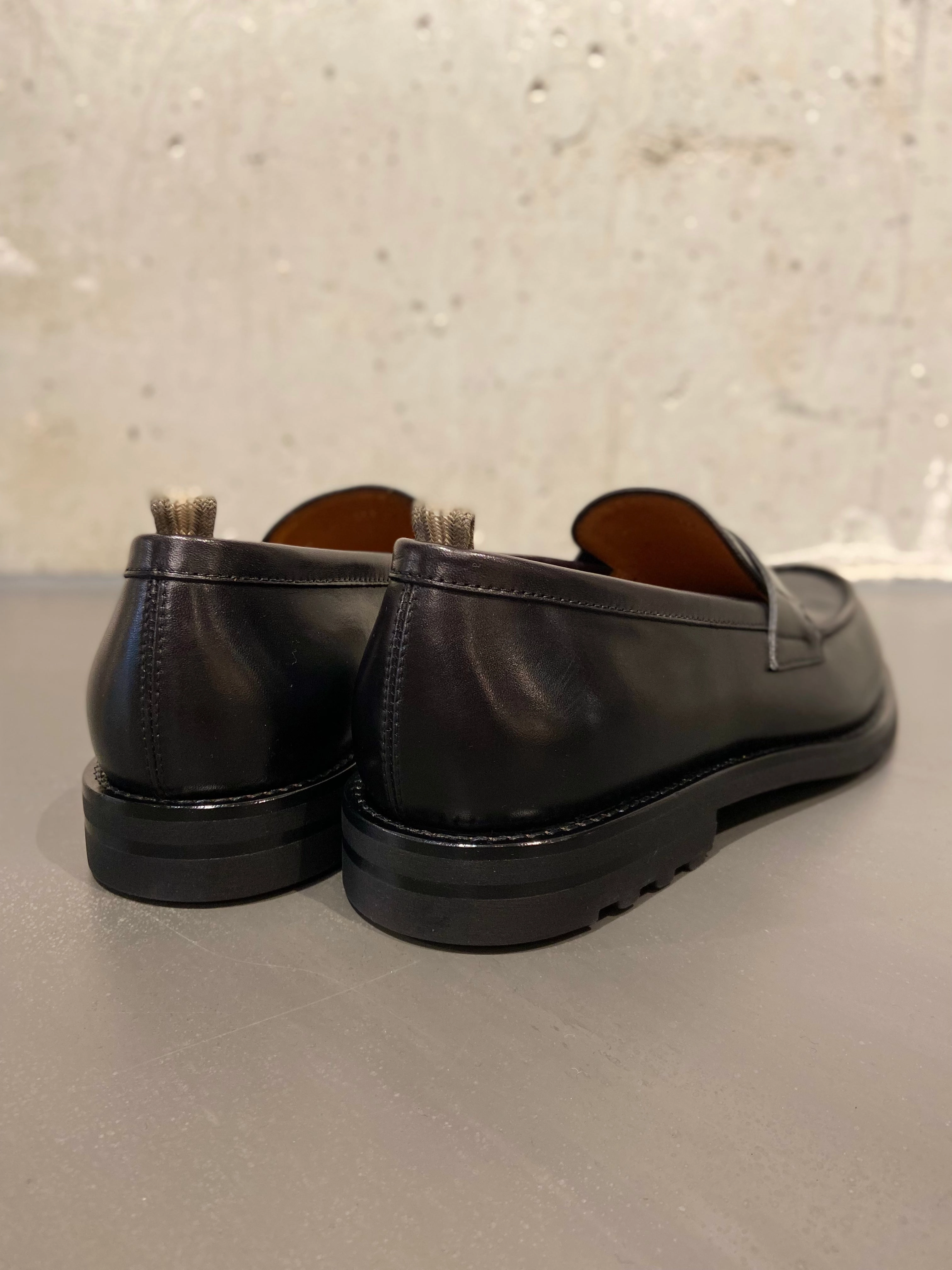 OFFICINE CREATIVE BELMONDO/006 PENNY LOAFER BLACK Camper Loafers Walden