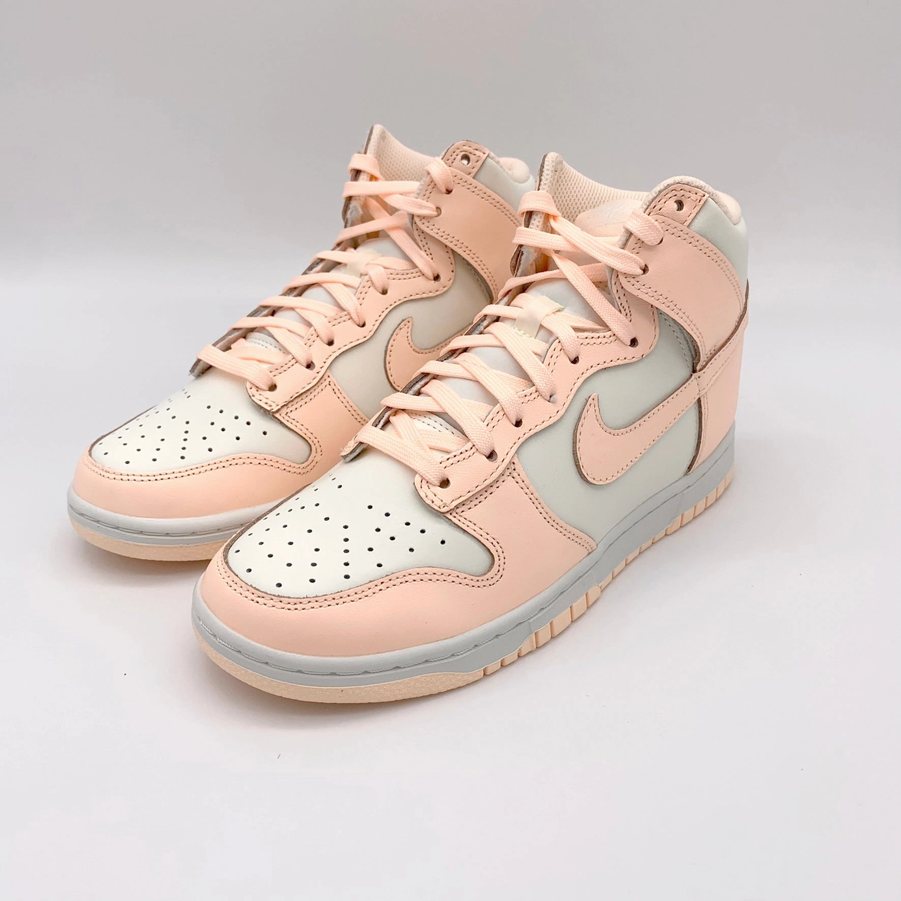 Dunk High Crimson Tint Gesundheits Sneaker