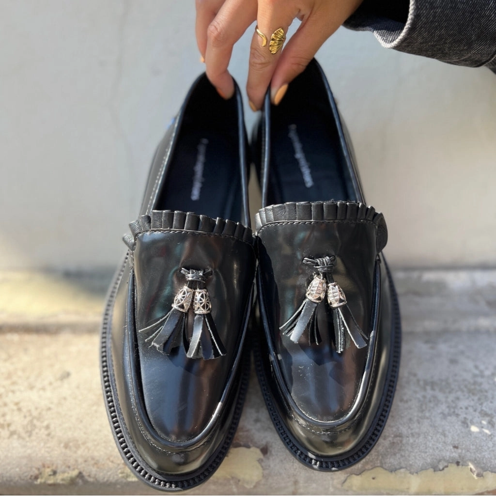 MY KIND OF MOVES - BLACK Reims Loafers