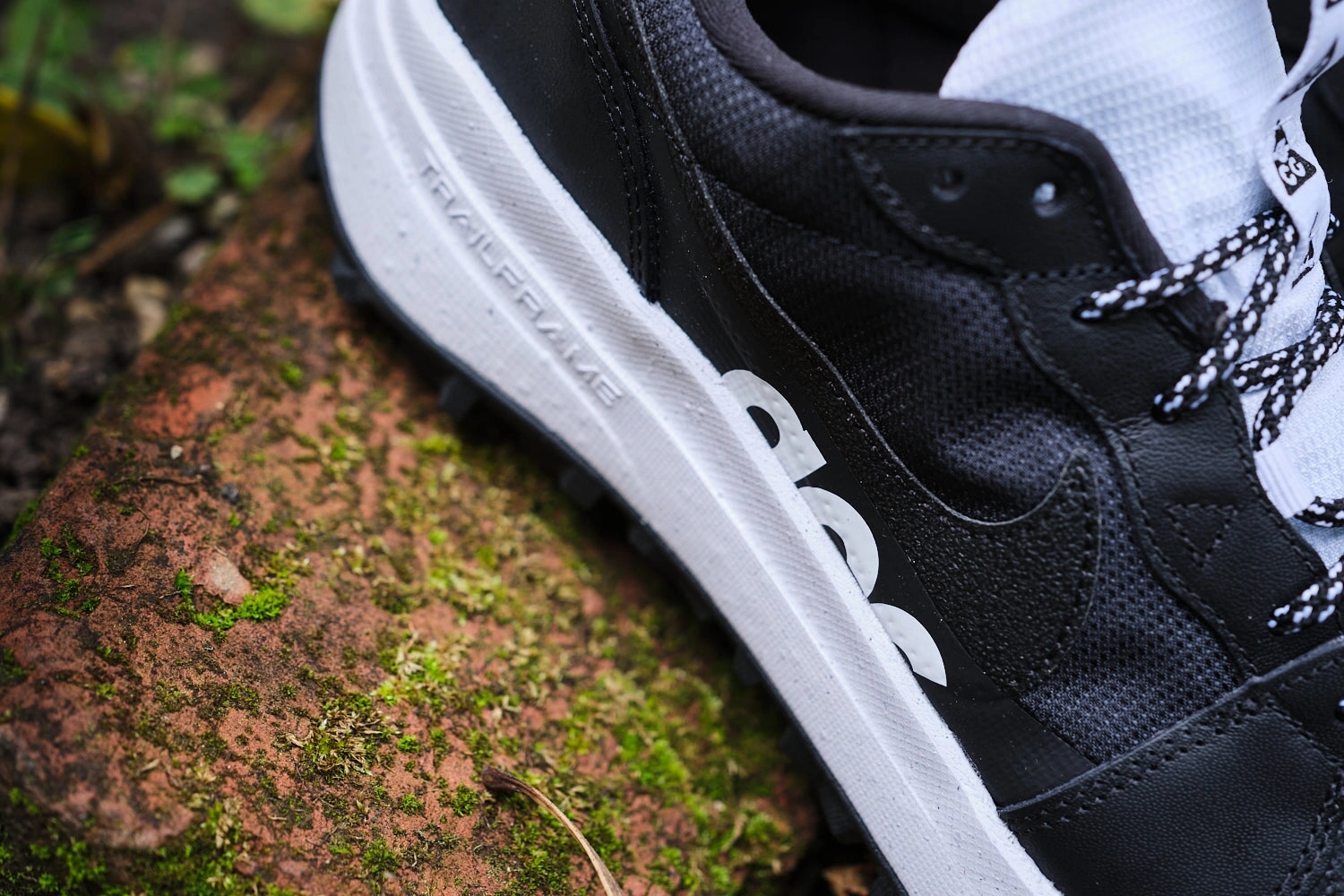 Sneaker Beige Blau Nike ACG Lowcate Herren Schuhe