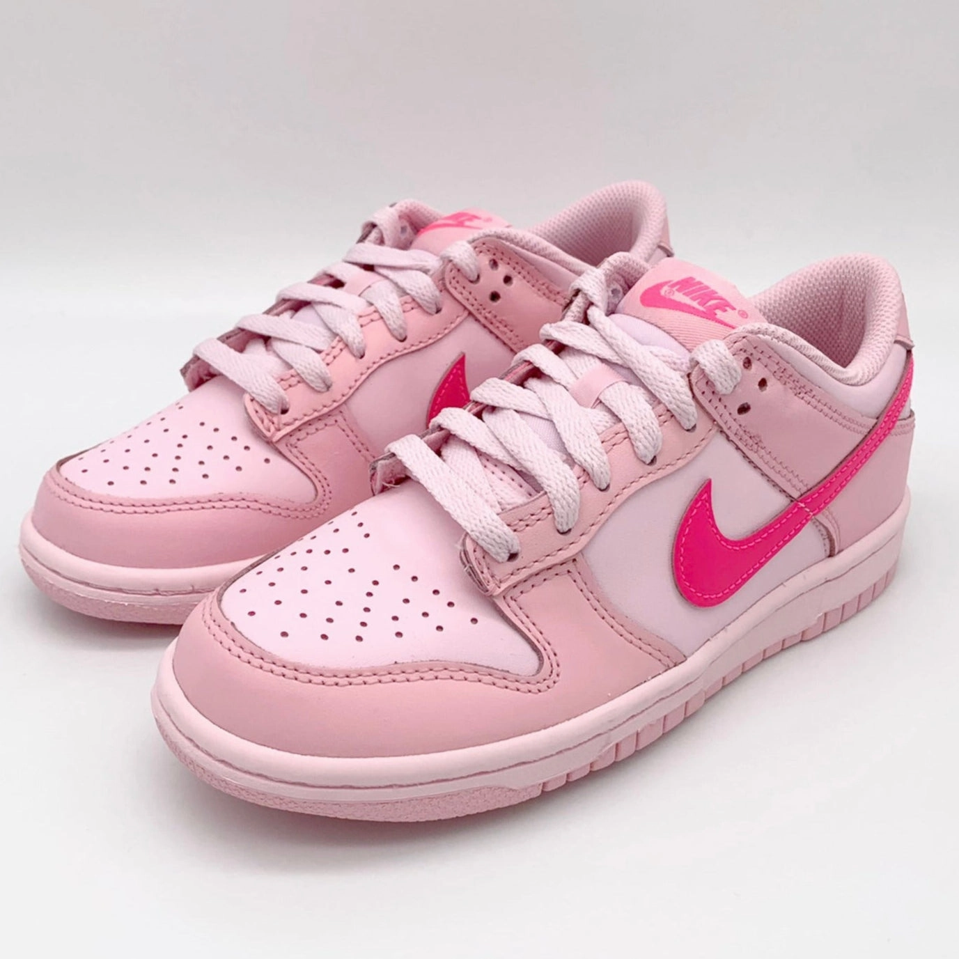 Autry Sneaker Easeknit Low Kn Nike Dunk Low Triple Pink (GS)