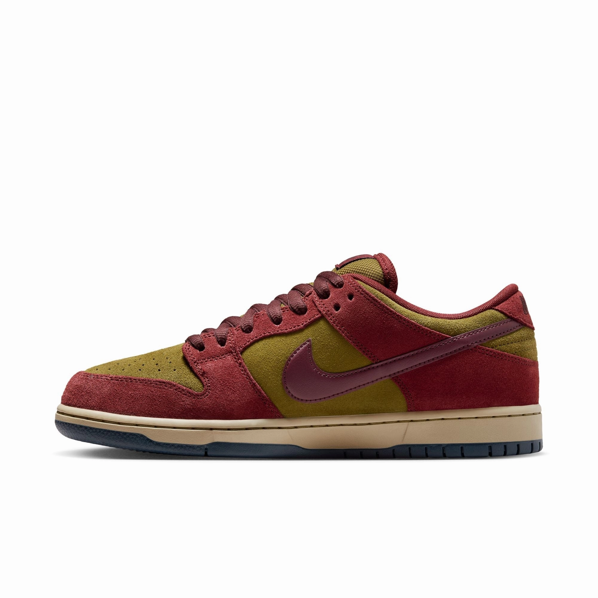 Nike SB Dunk Low Pro Skate Schuhe Herren Superga Plateau