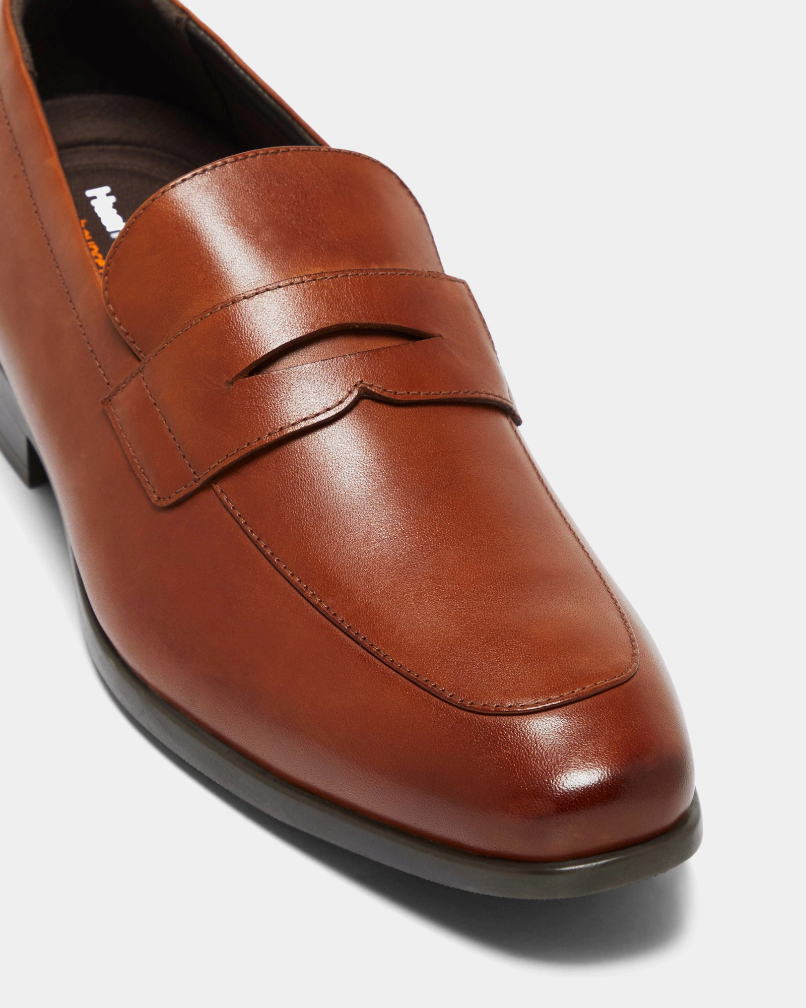 With White Stitching Norton Tan