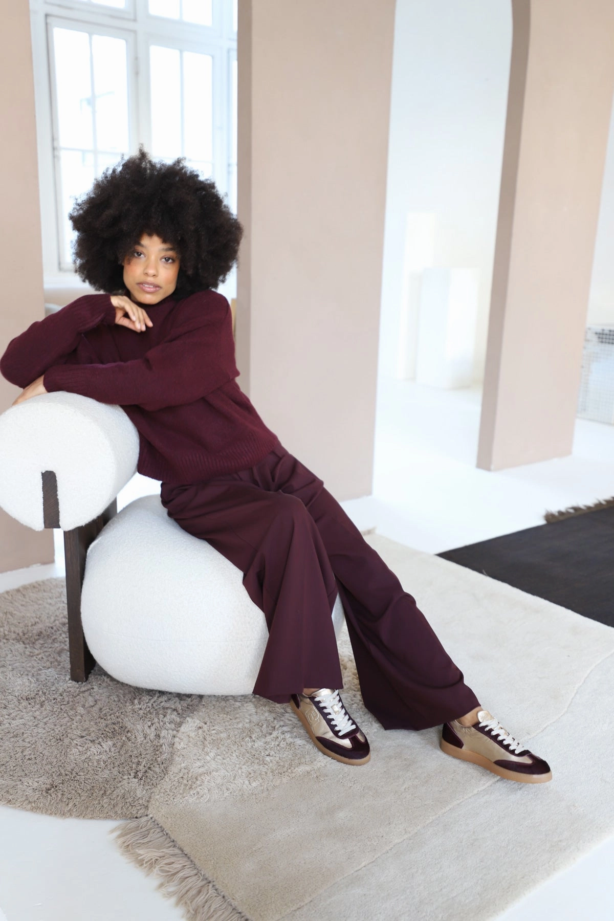 Massimo Dutti Sneaker Nara | Sneaker Zwart / Goud/ Zwart