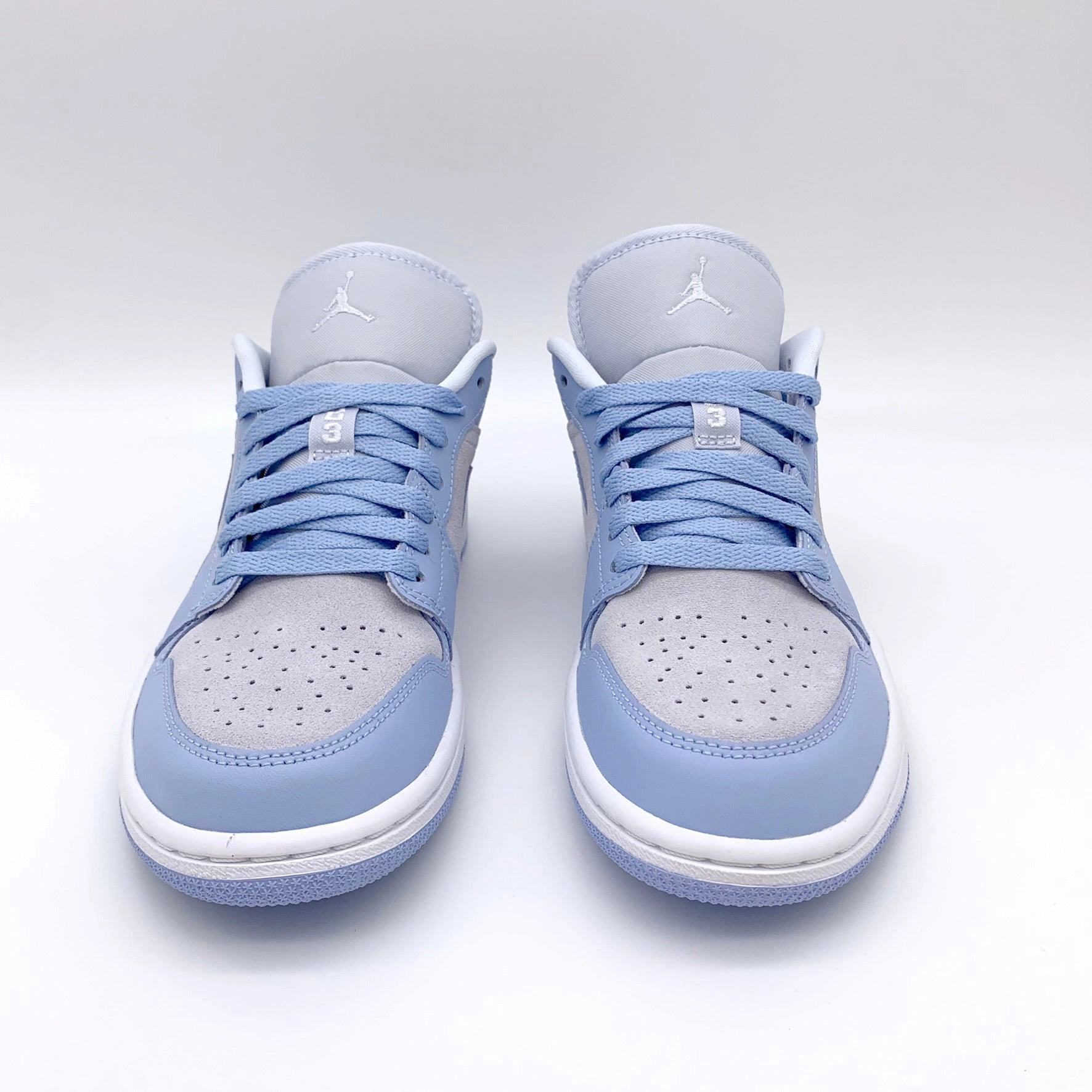 Lederleggings Mit Sneaker Jordan 1 Low Football Grey Aluminum