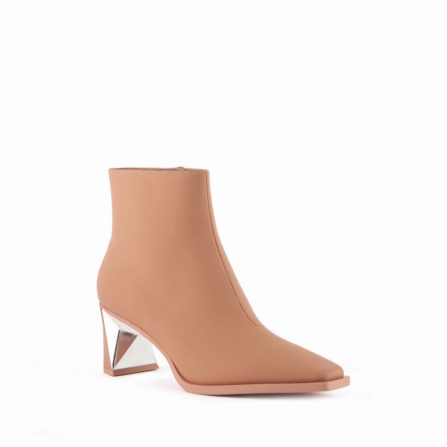 Poly Bootie Mid Nordwind Stiefel Auf Asphalt