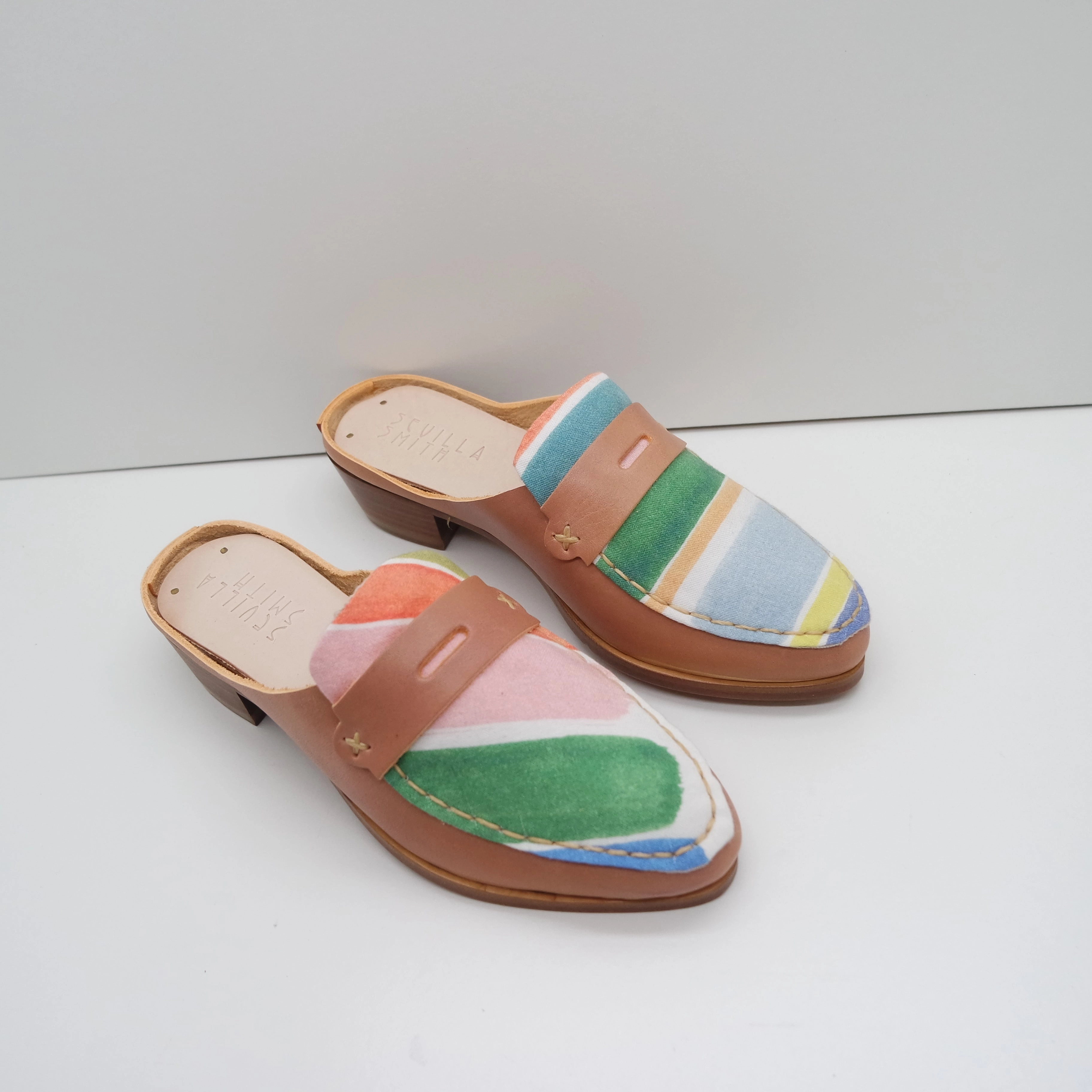 Loafers Bestellen READY MADE. SIZE 35. THE MIA. BLUSH. 3CM HEEL. SLOW GOODS STUDIO LAKE 1