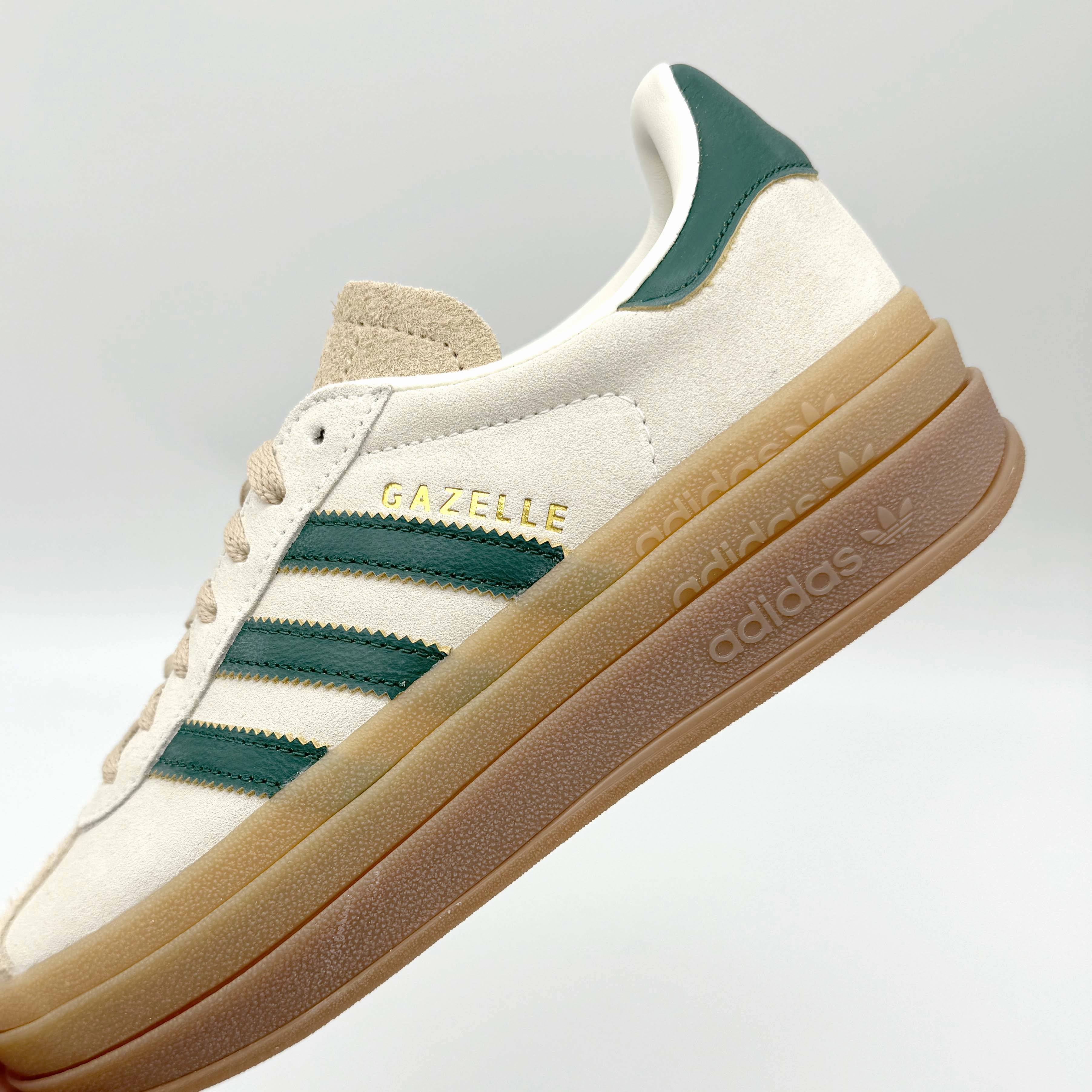 Panenka Sneaker Adidas Gazelle Bold Magic Beige Collegiate Green
