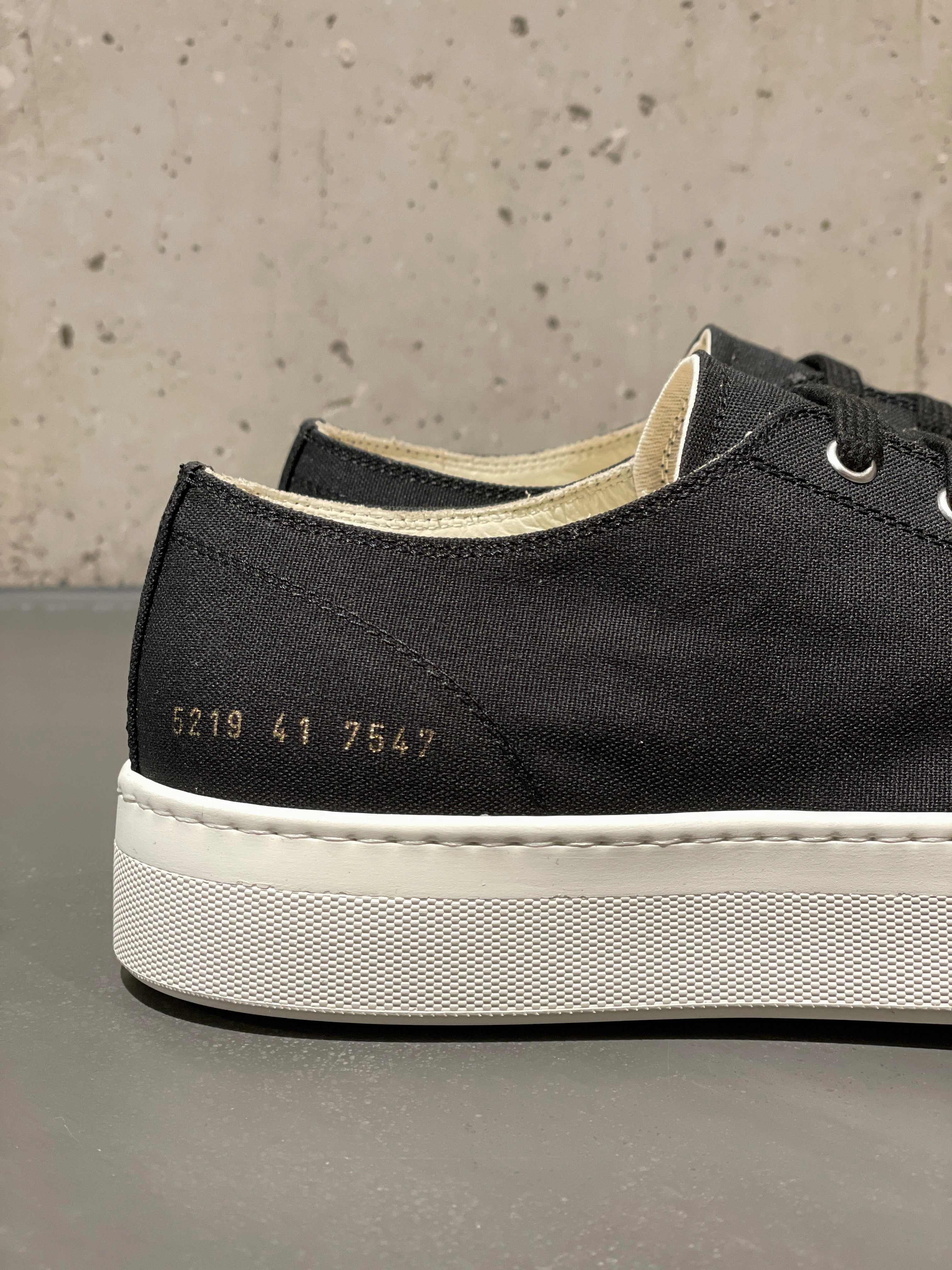 Sneaker Gestalten COMMON PROJECTS 5219 TOURNAMENT LOW CLASSIC CANVAS BLACK