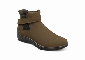 Chelsea Boot Fit Guide Blaire Hands-Free - Mushroom