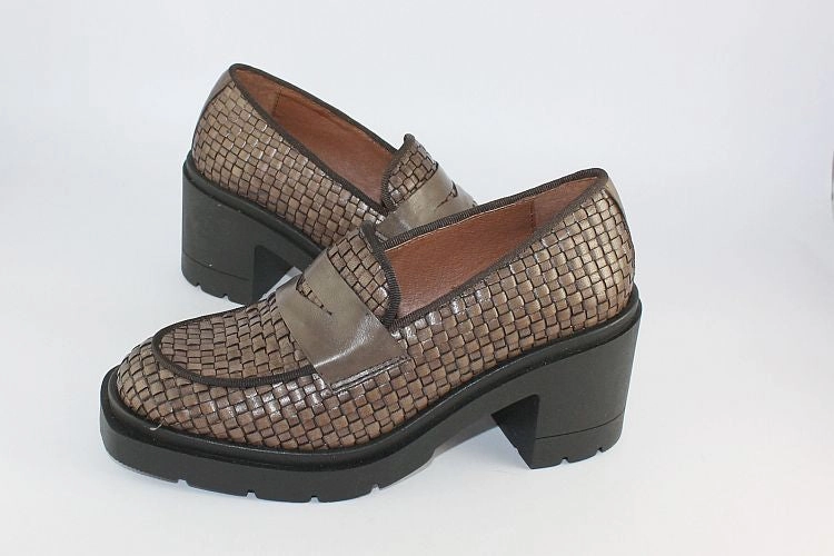 Lando Loafers Soft Brown Woven Leather Penny Loafer