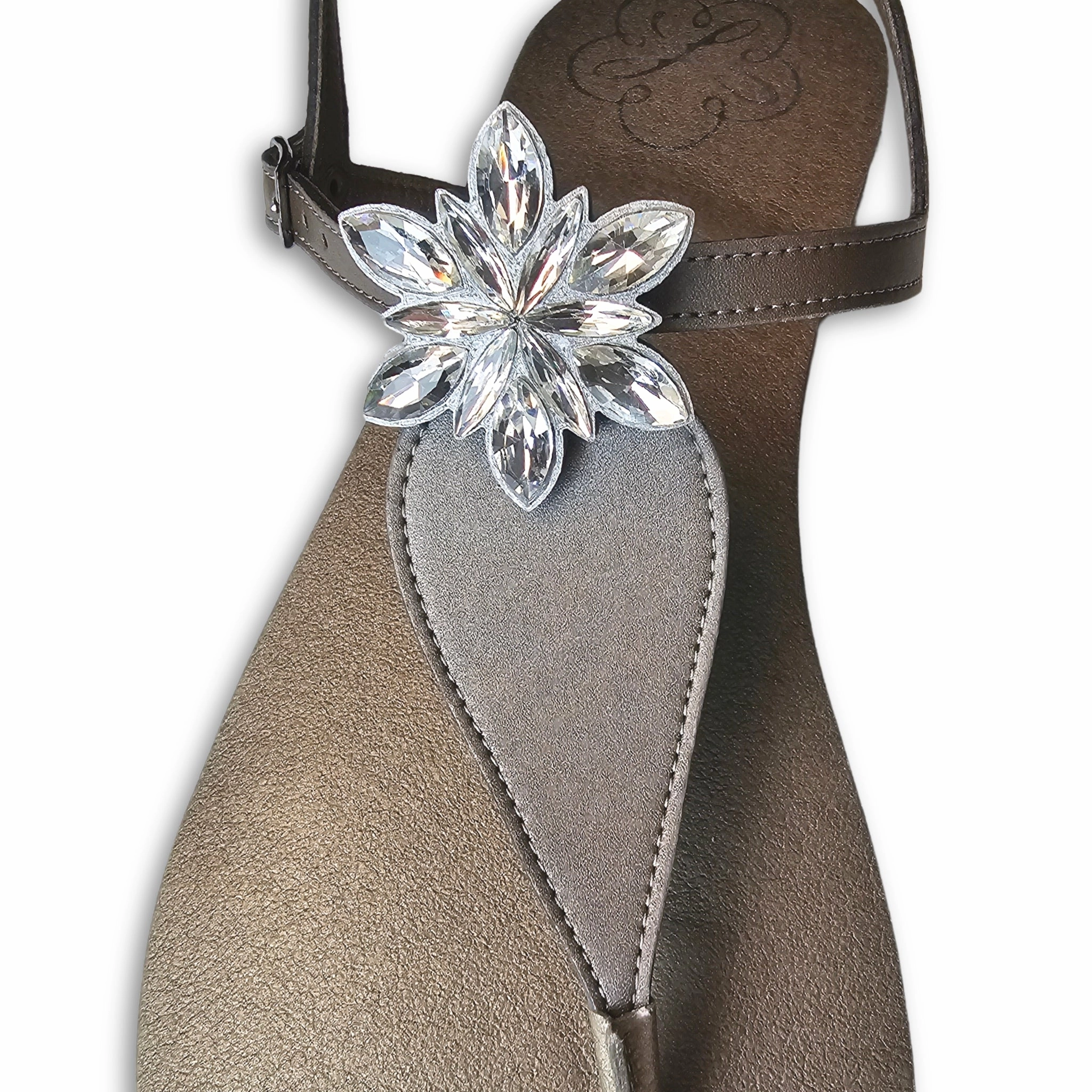 Lovely Flowers Clips White Crystal fr Lonnies Sandalen Für Städtetrip