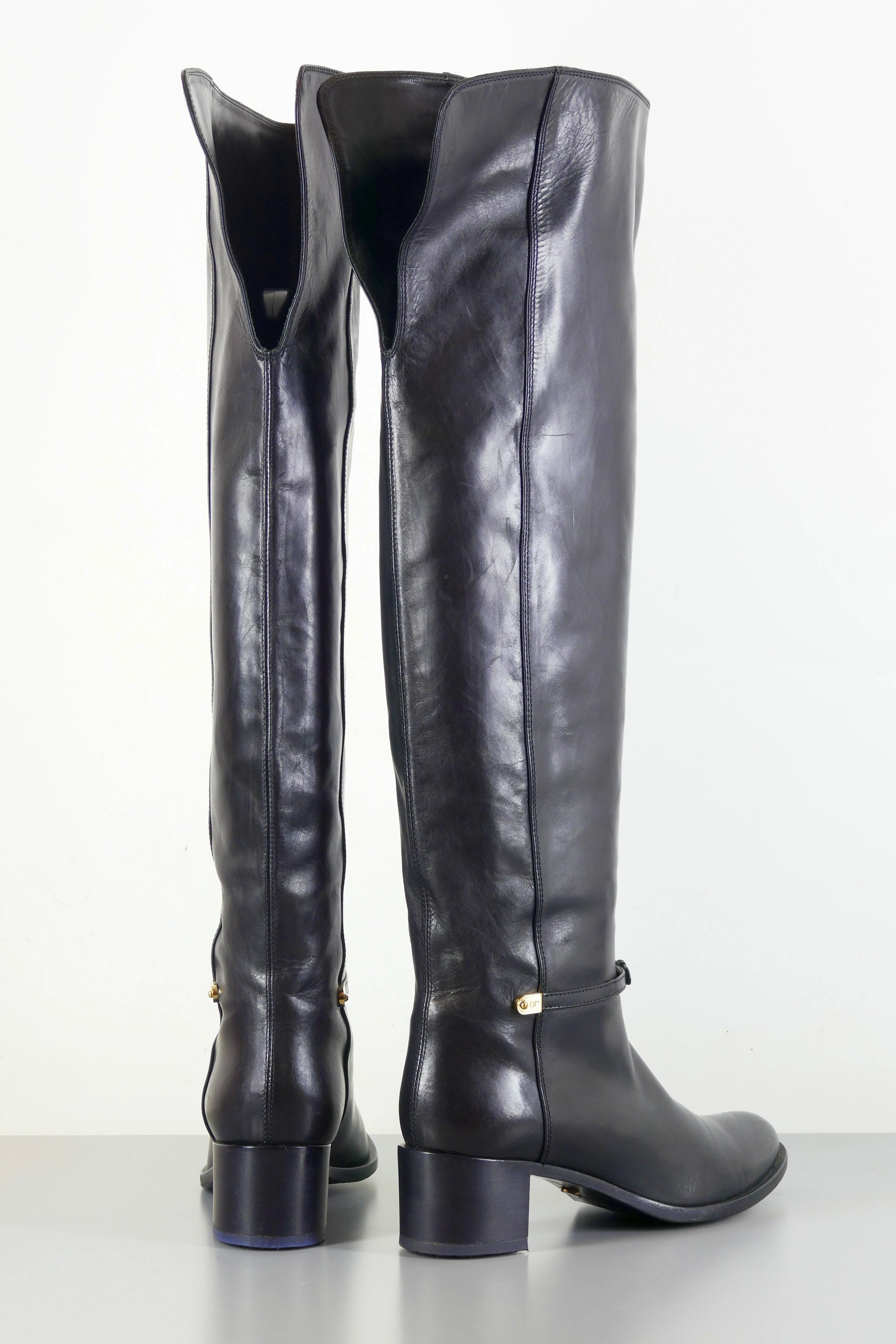 Hohe Stiefel Leder schwarz Schaftlänge Stiefel