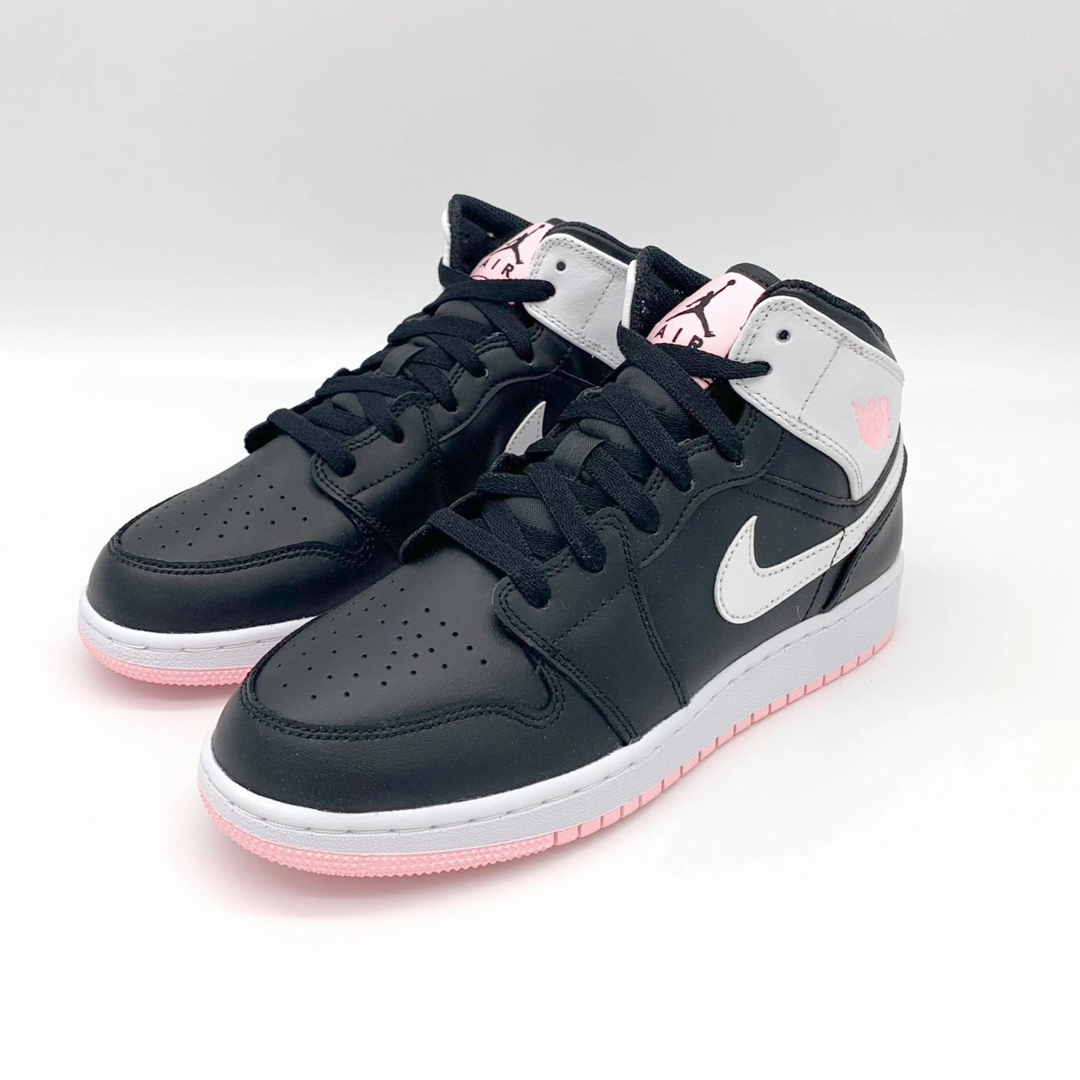 Jordan 1 Mid Arctic Pink Black Sneaker Modelle